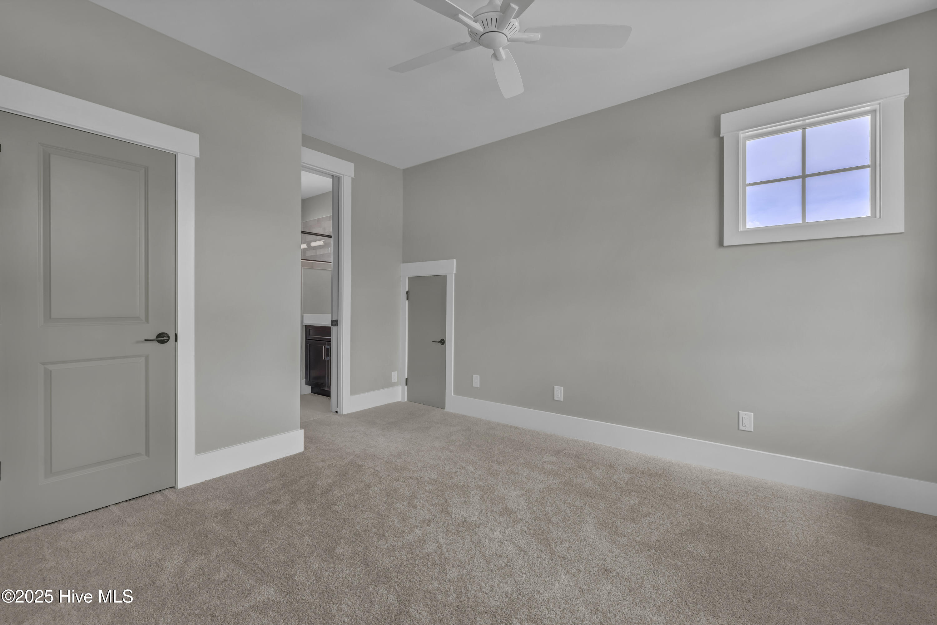 357 Planters Walk Property Photo 48