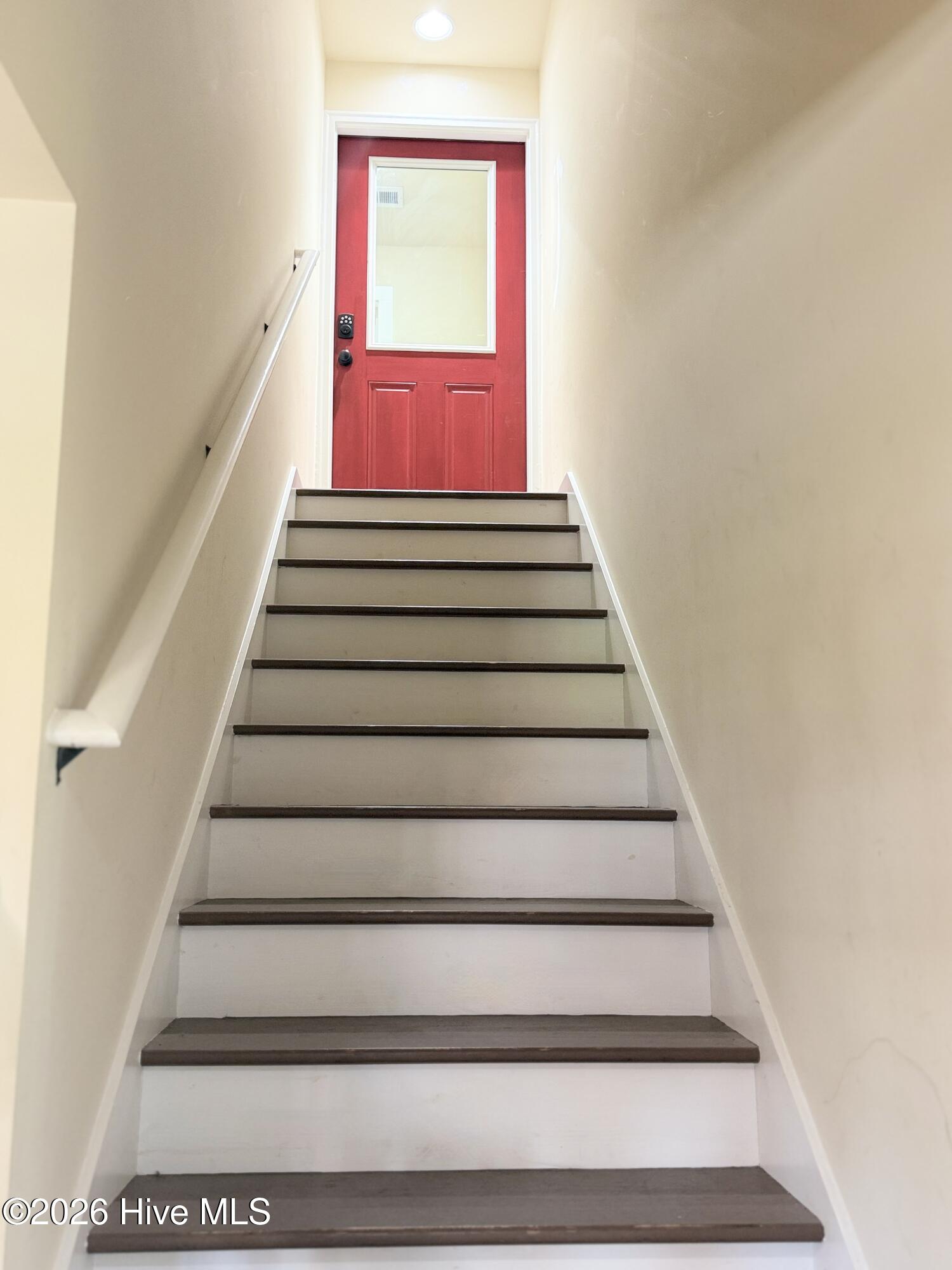 511 N B Street Property Photo 6