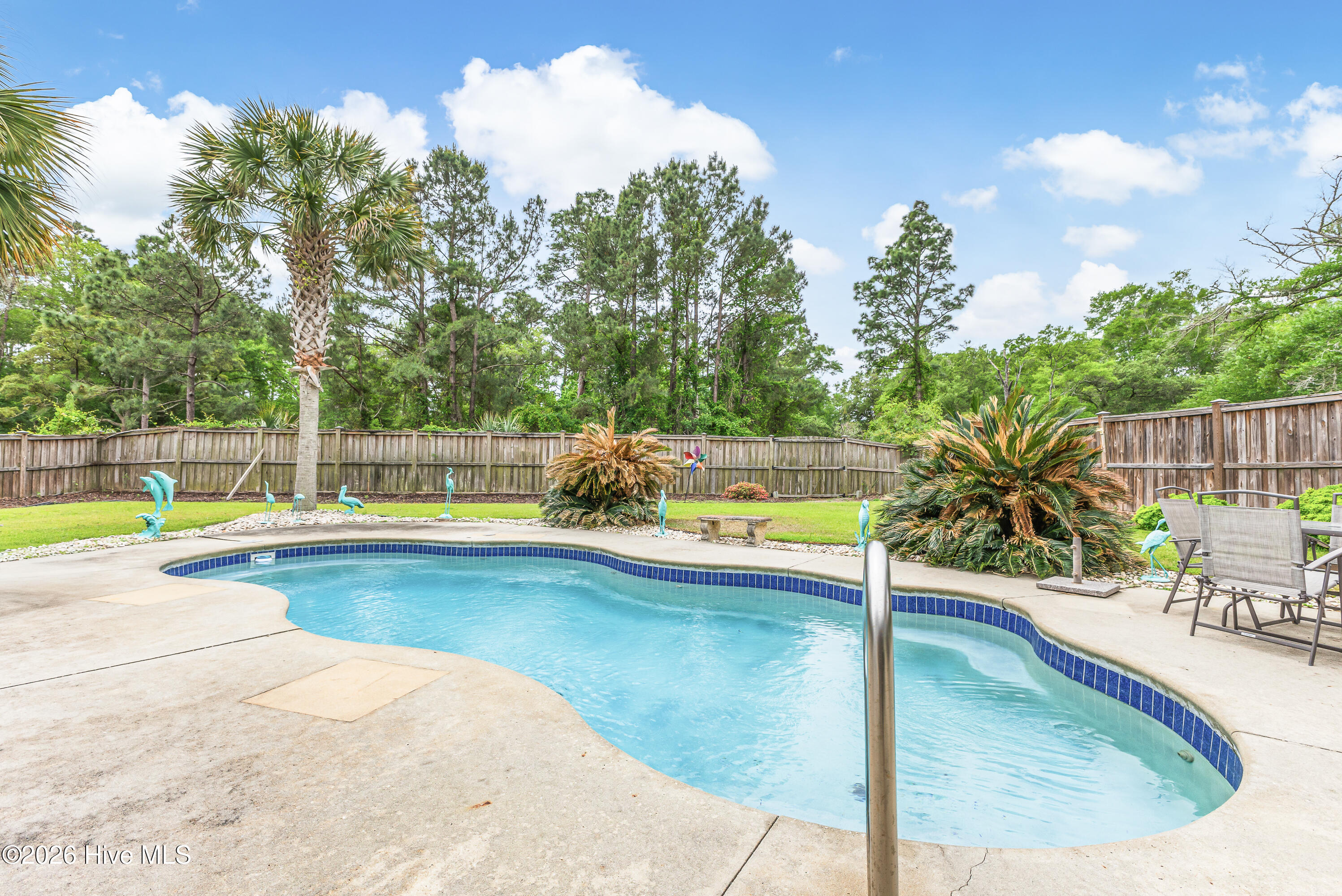 5126 Fernwood Drive Property Photo 10
