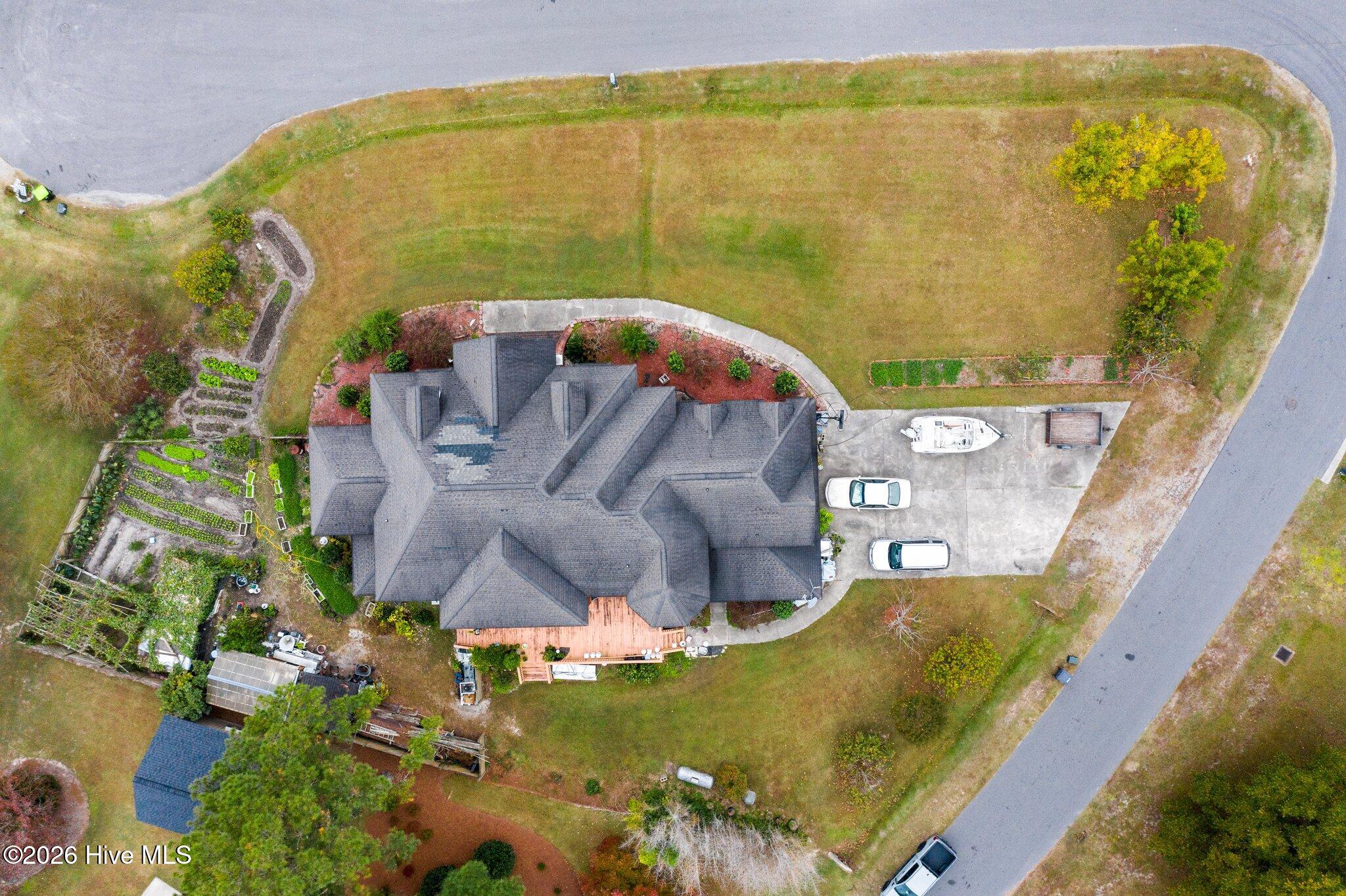 1181 Cedar Hill Drive Property Photo 8