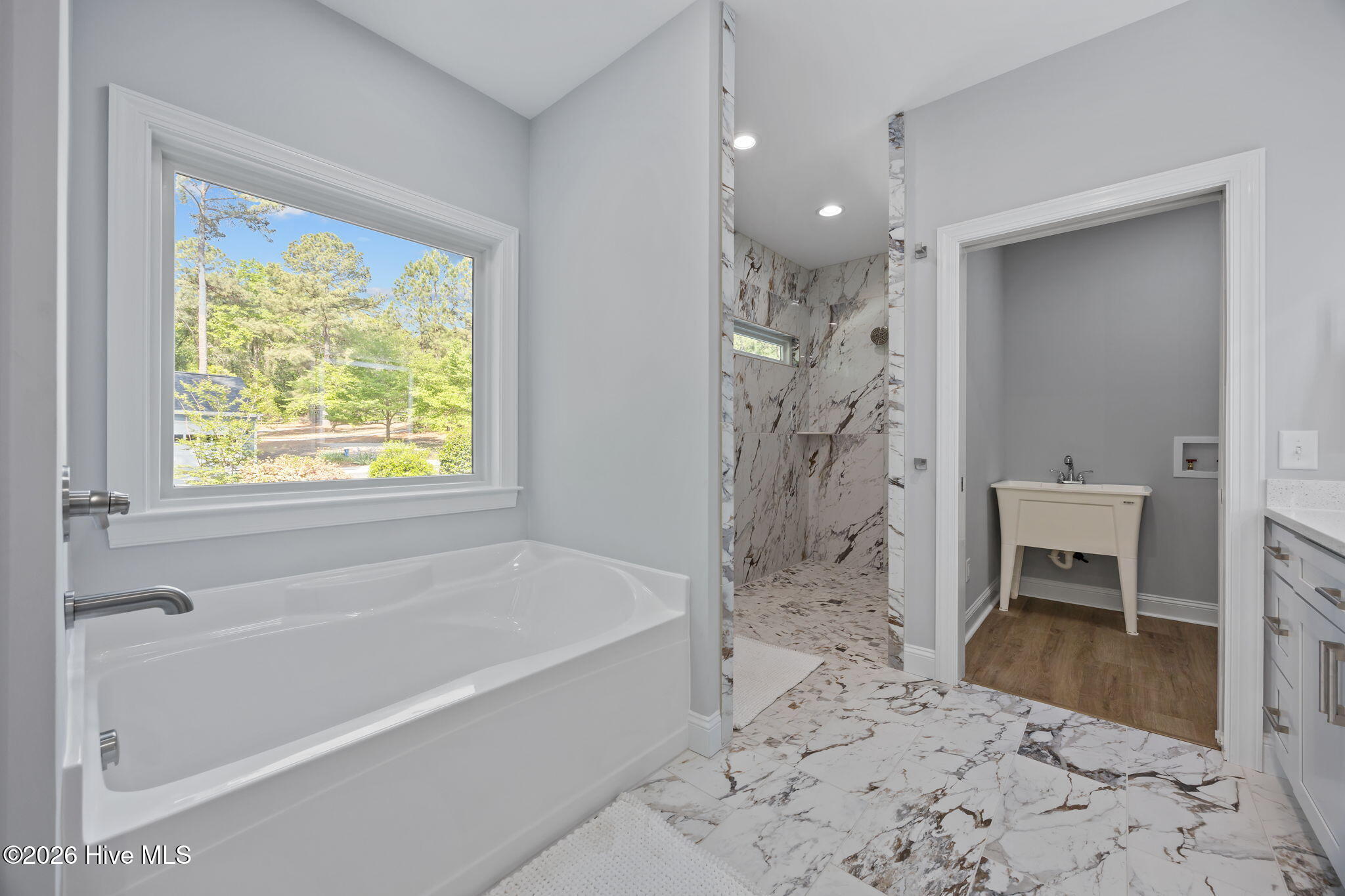 107 Devonshire Avenue W W Property Photo 18