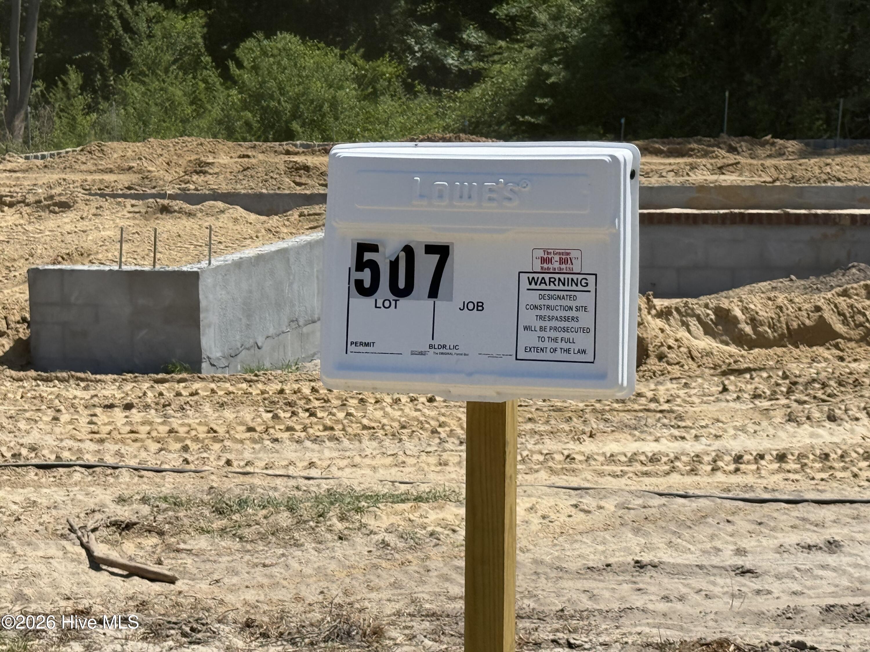 507 Romney Drive Property Photo 2