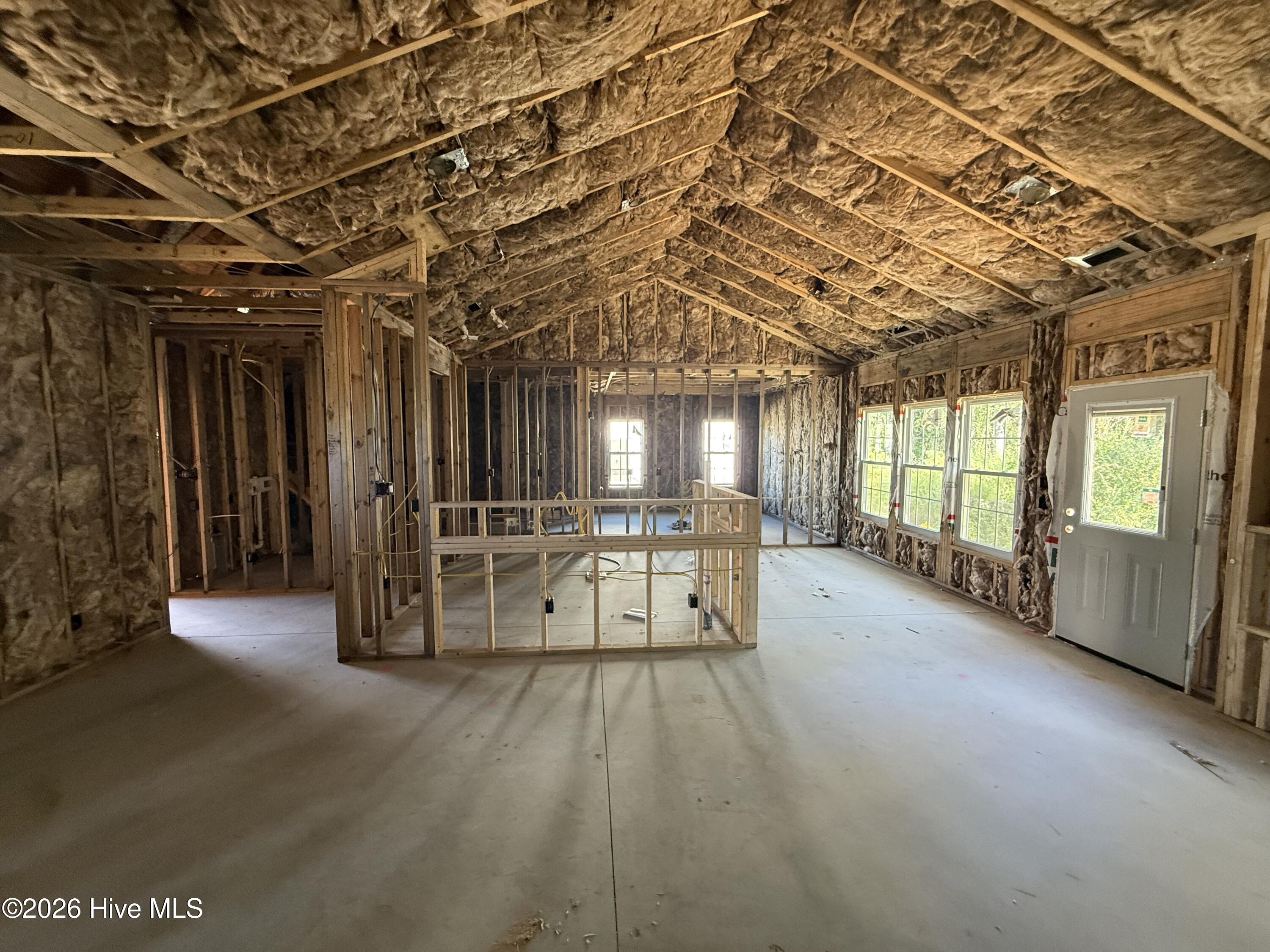507 Romney Drive Property Photo 4