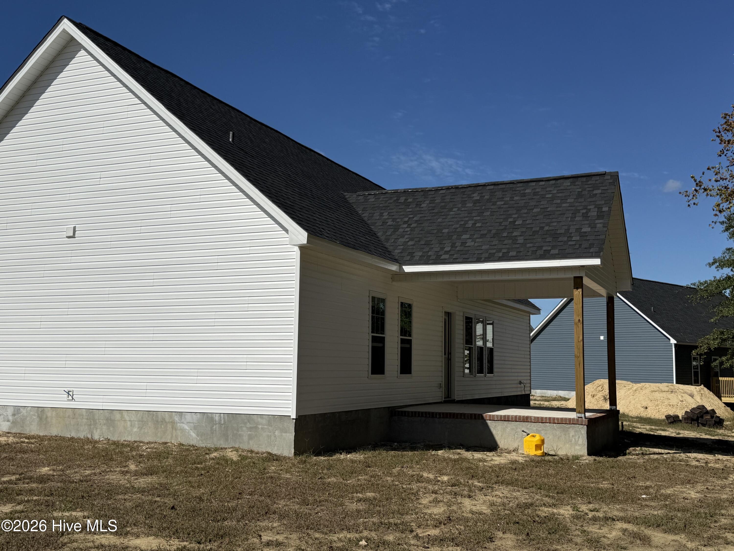 509 Romney Drive Property Photo 6
