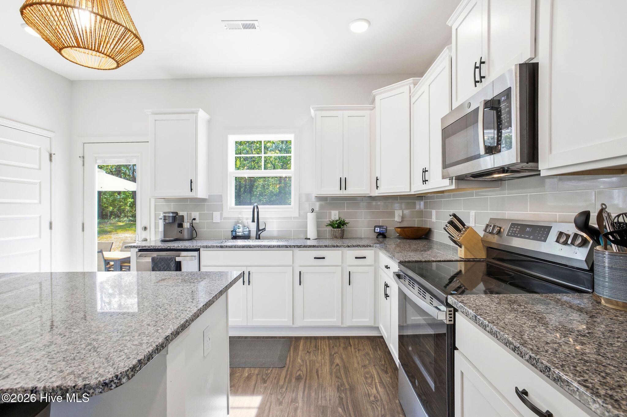 2409 Sunset Harbor Road Se Property Photo 26