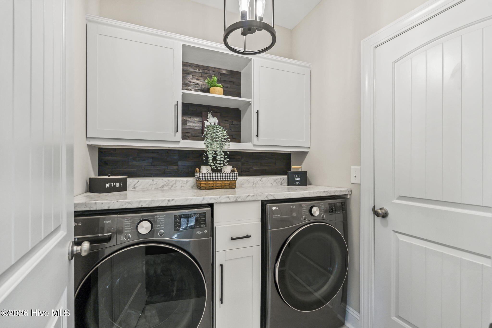 1037 Safe Haven Drive Property Photo 30