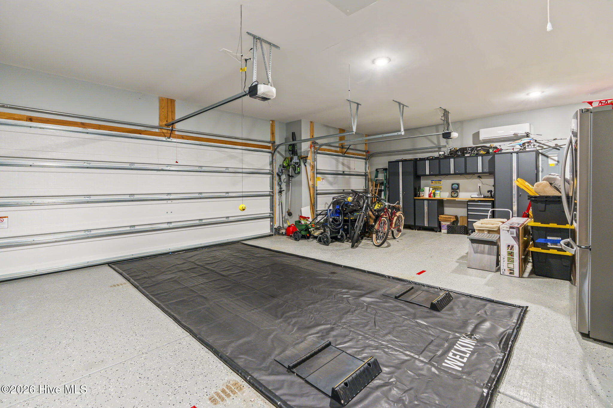 1037 Safe Haven Drive Property Photo 32