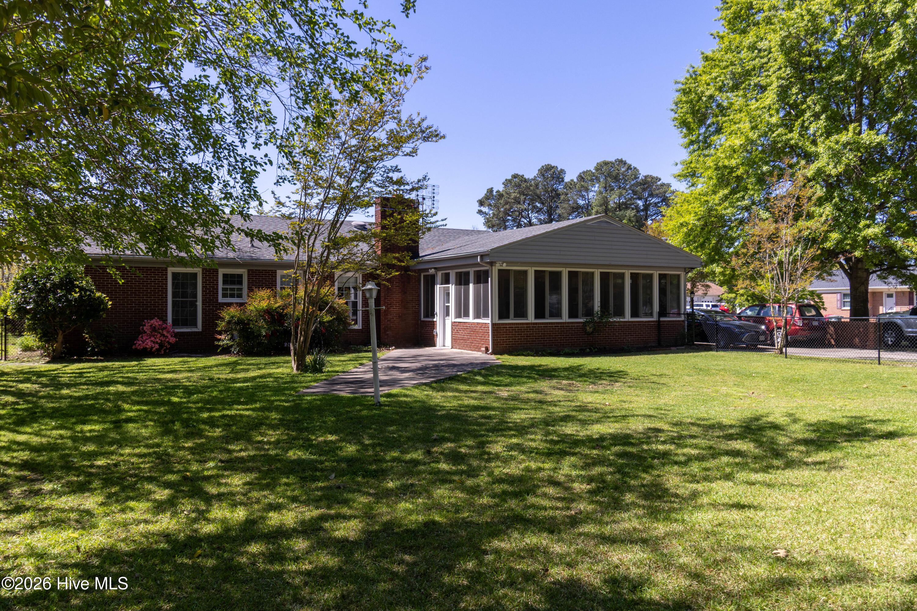212 Robin Lane Property Photo 35