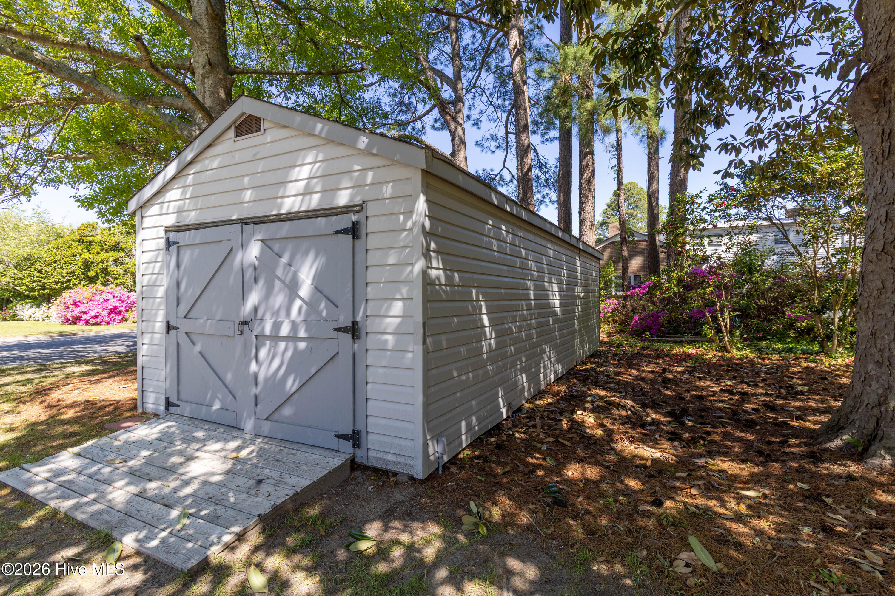 212 Robin Lane Property Photo 42