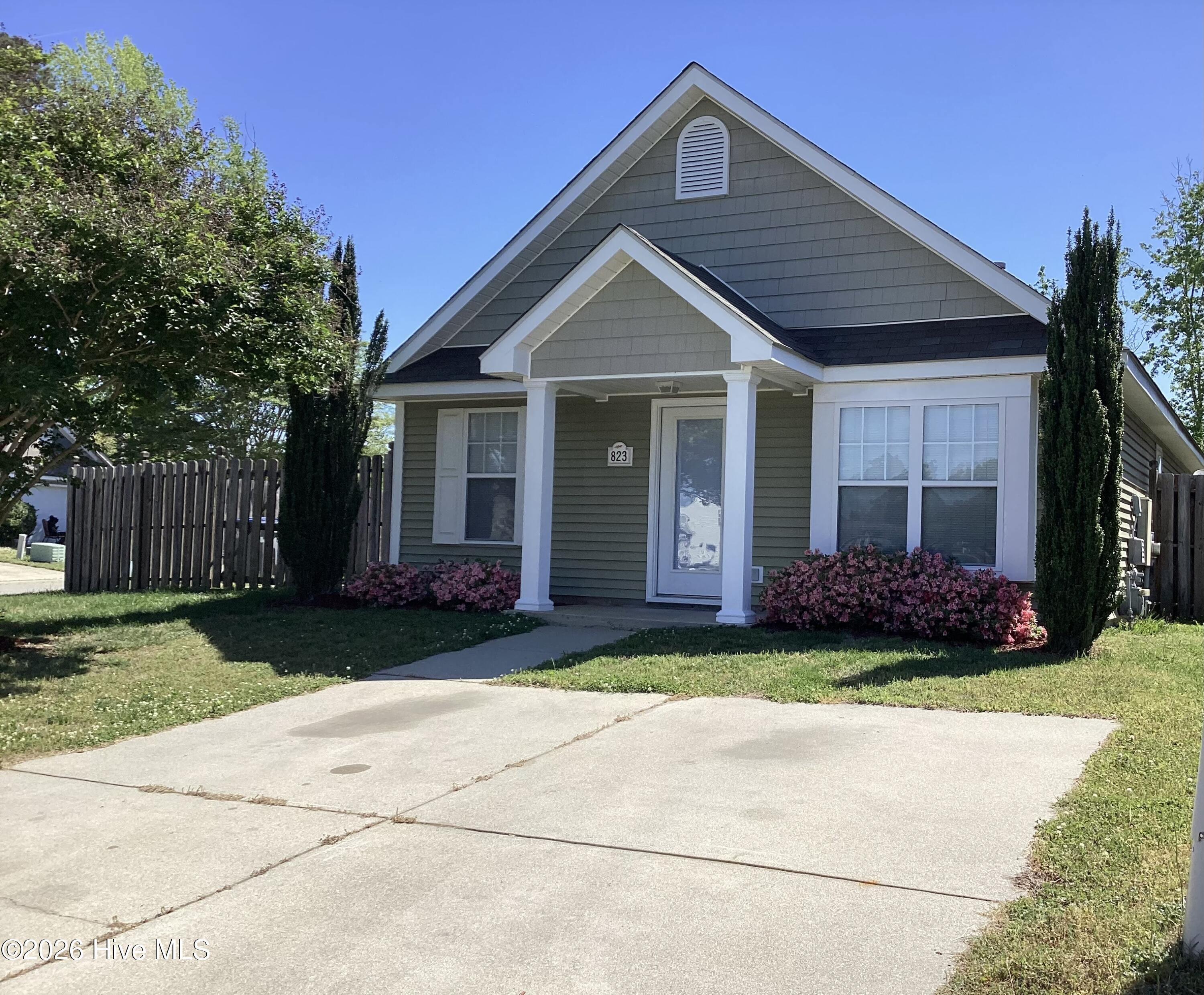 823 Sugar Creek Road Property Photo 1