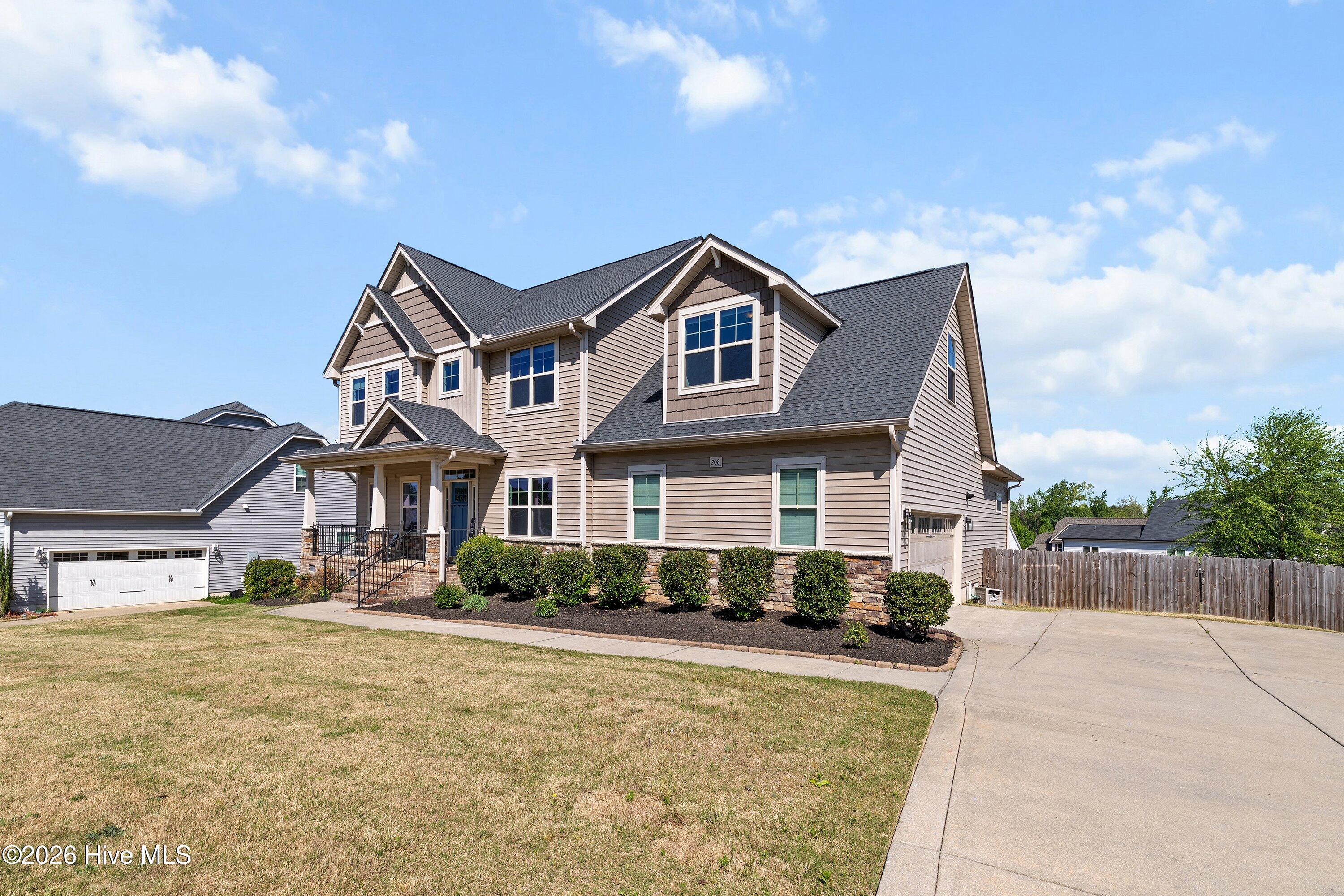 208 Tarkenton Court Property Photo 4