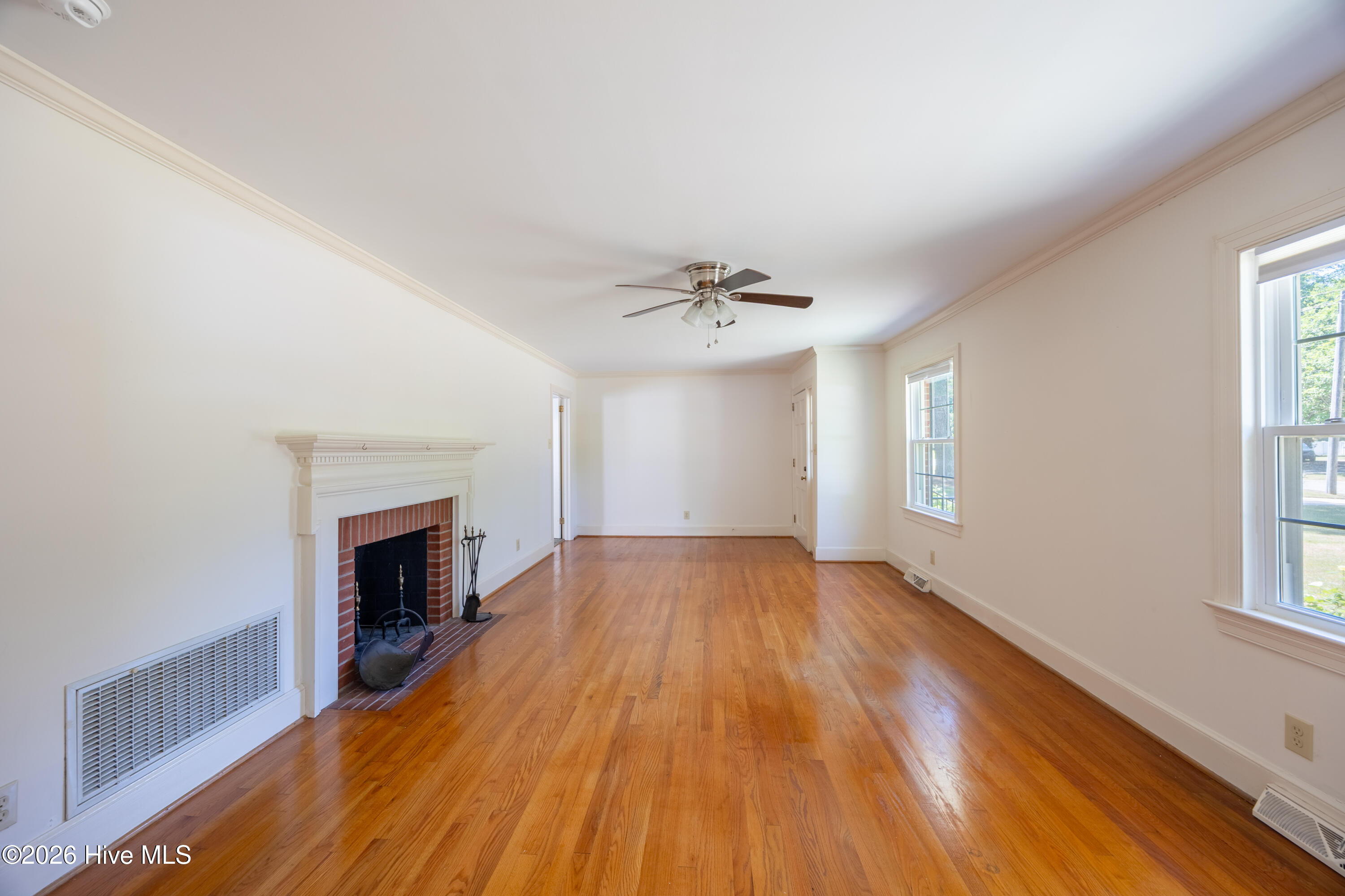 224 S Hillcrest Drive Property Photo 19