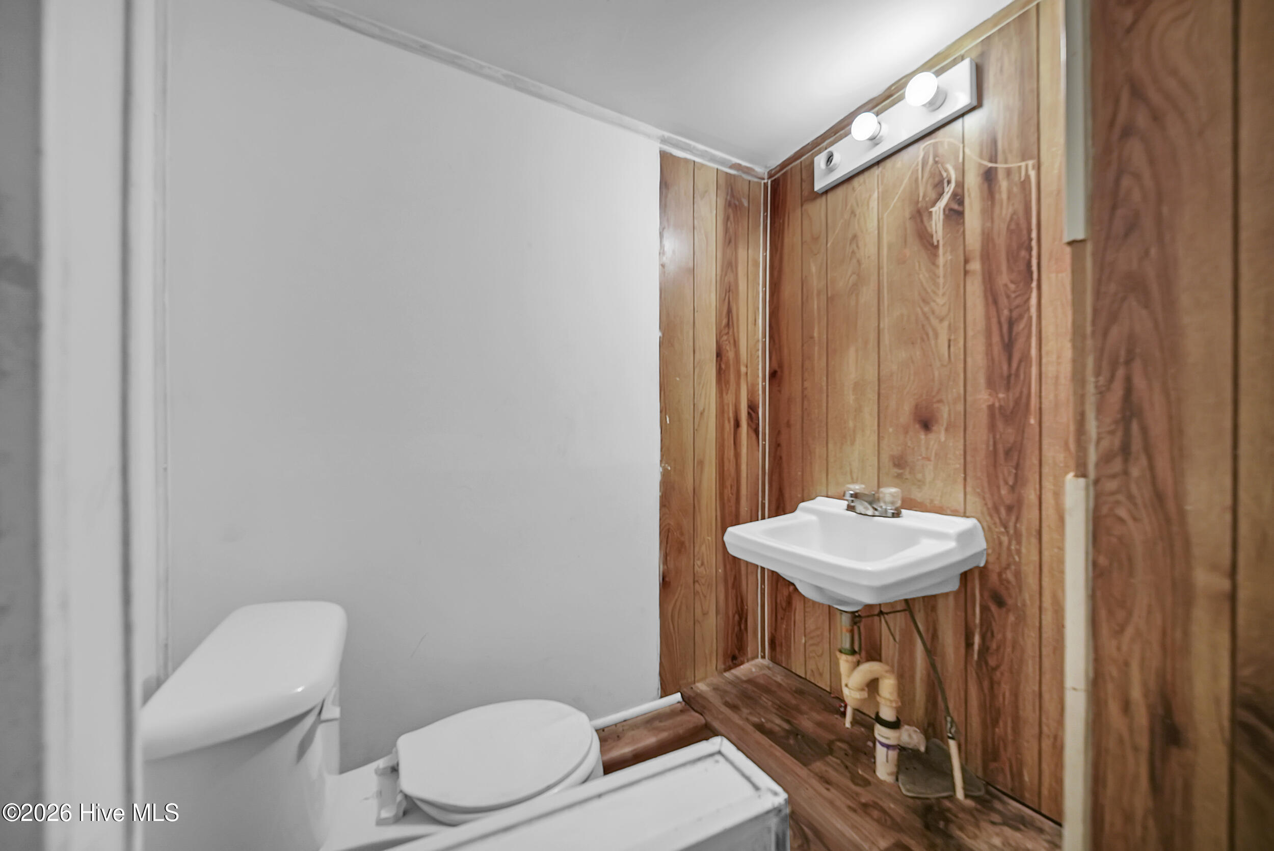 207 Bell Street Property Photo 18