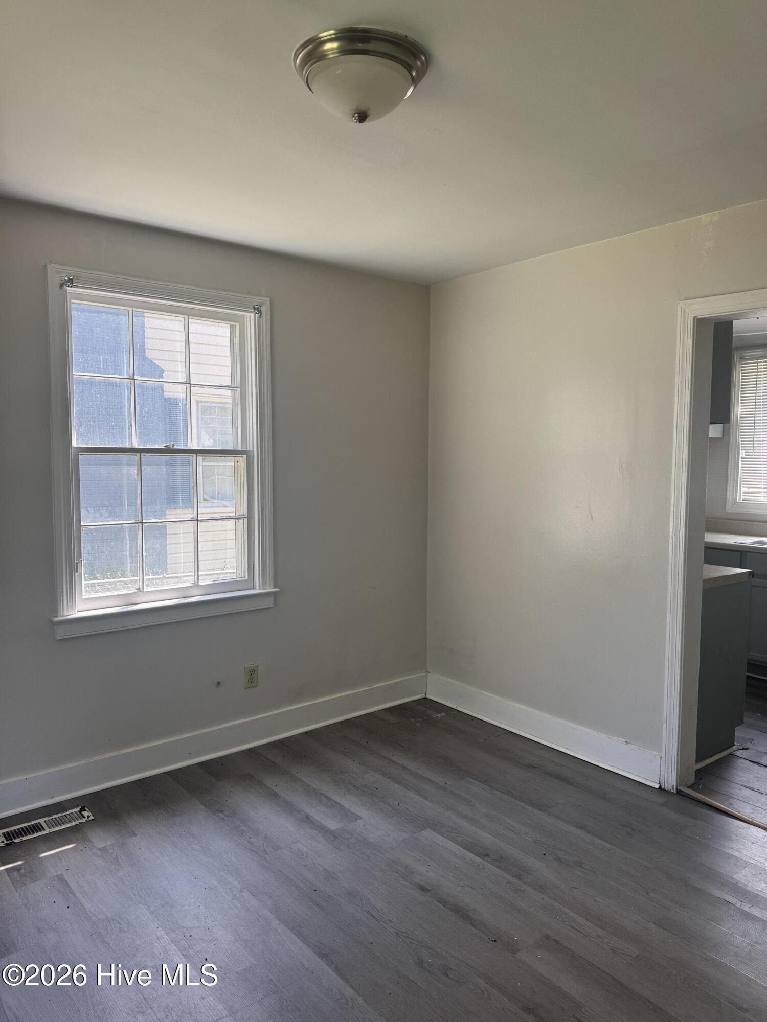 300 Corning Street Property Photo 4