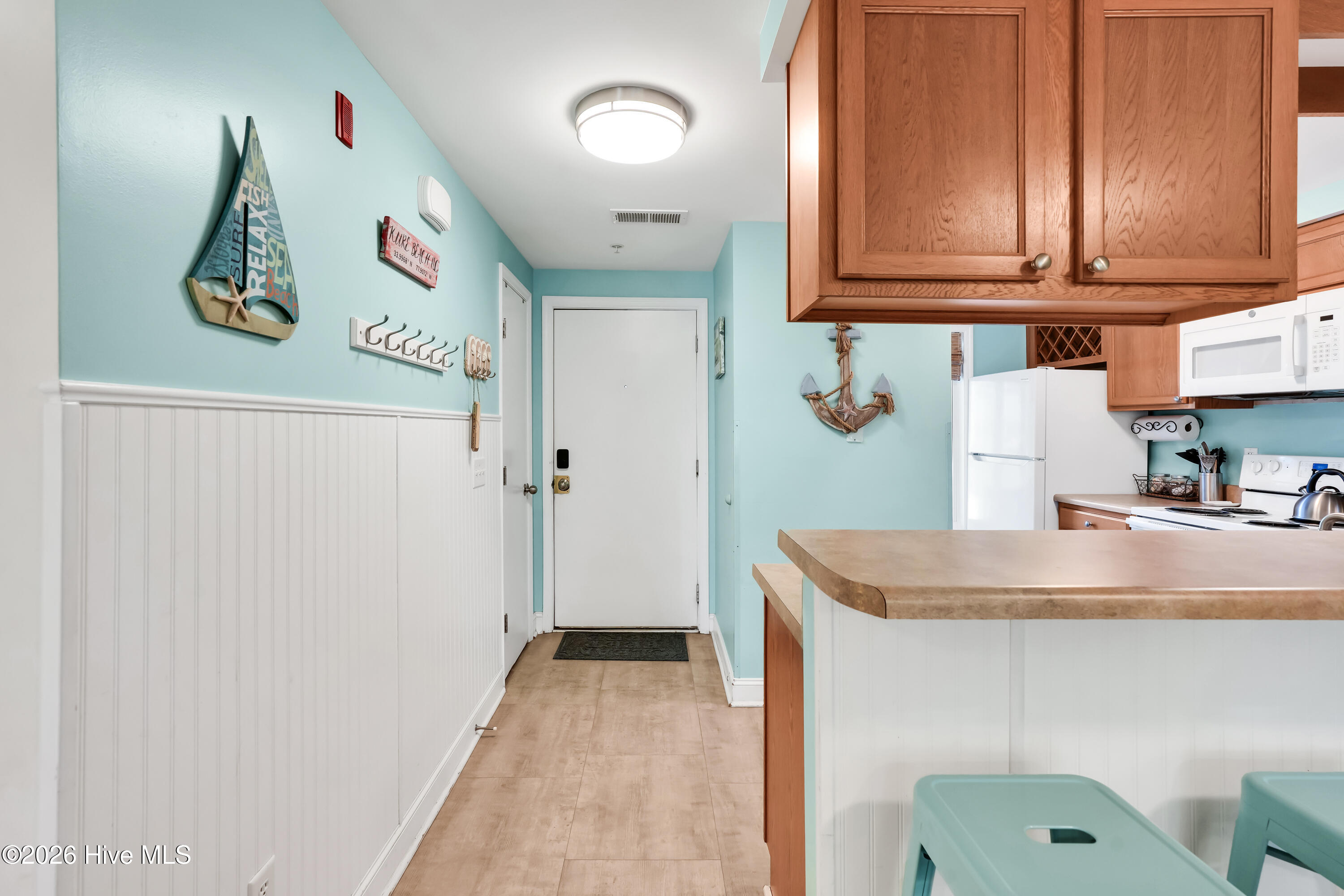 2205 Surfrider Circle A Property Photo 4