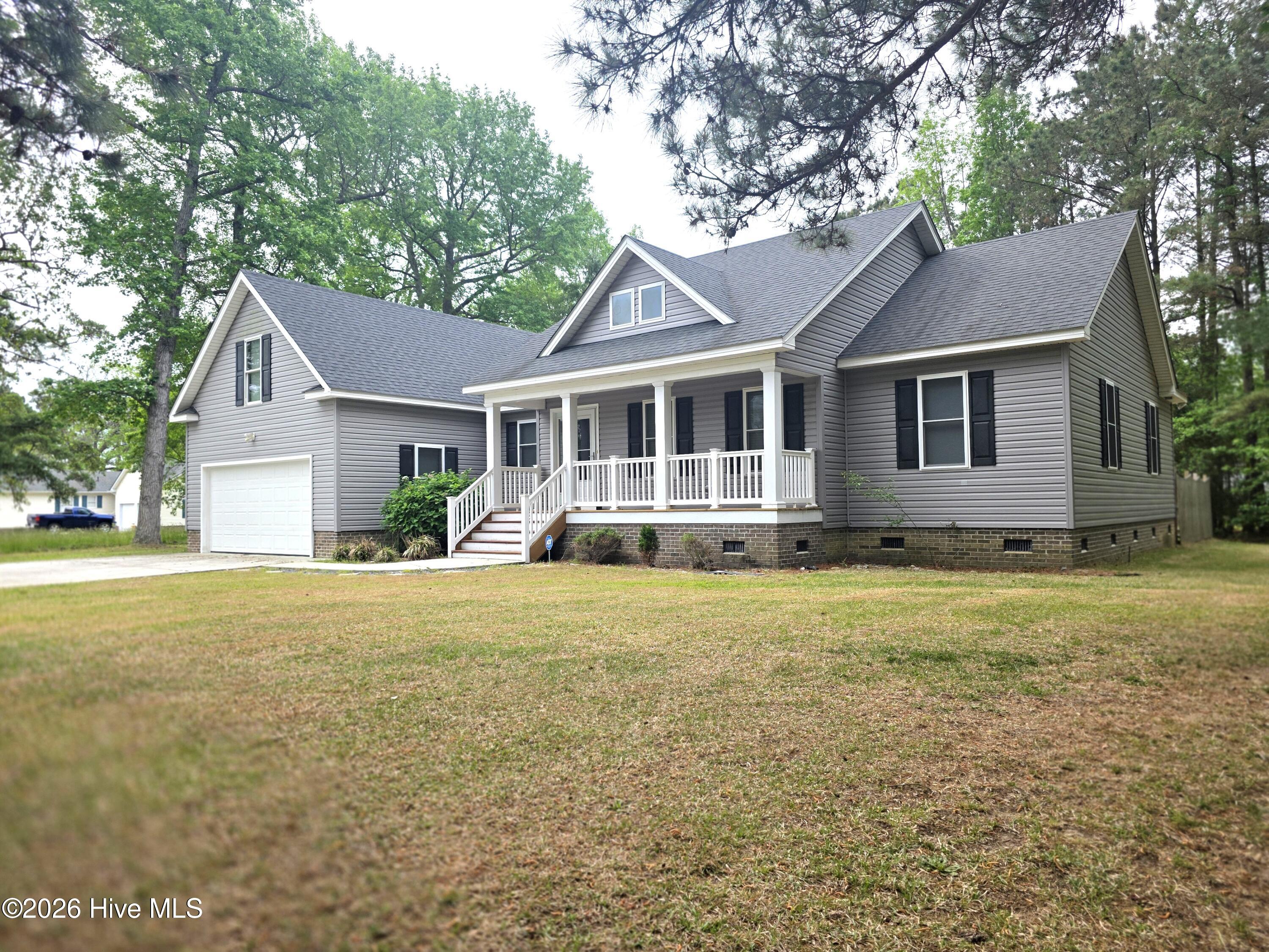 155 Savannah Avenue Property Photo 1