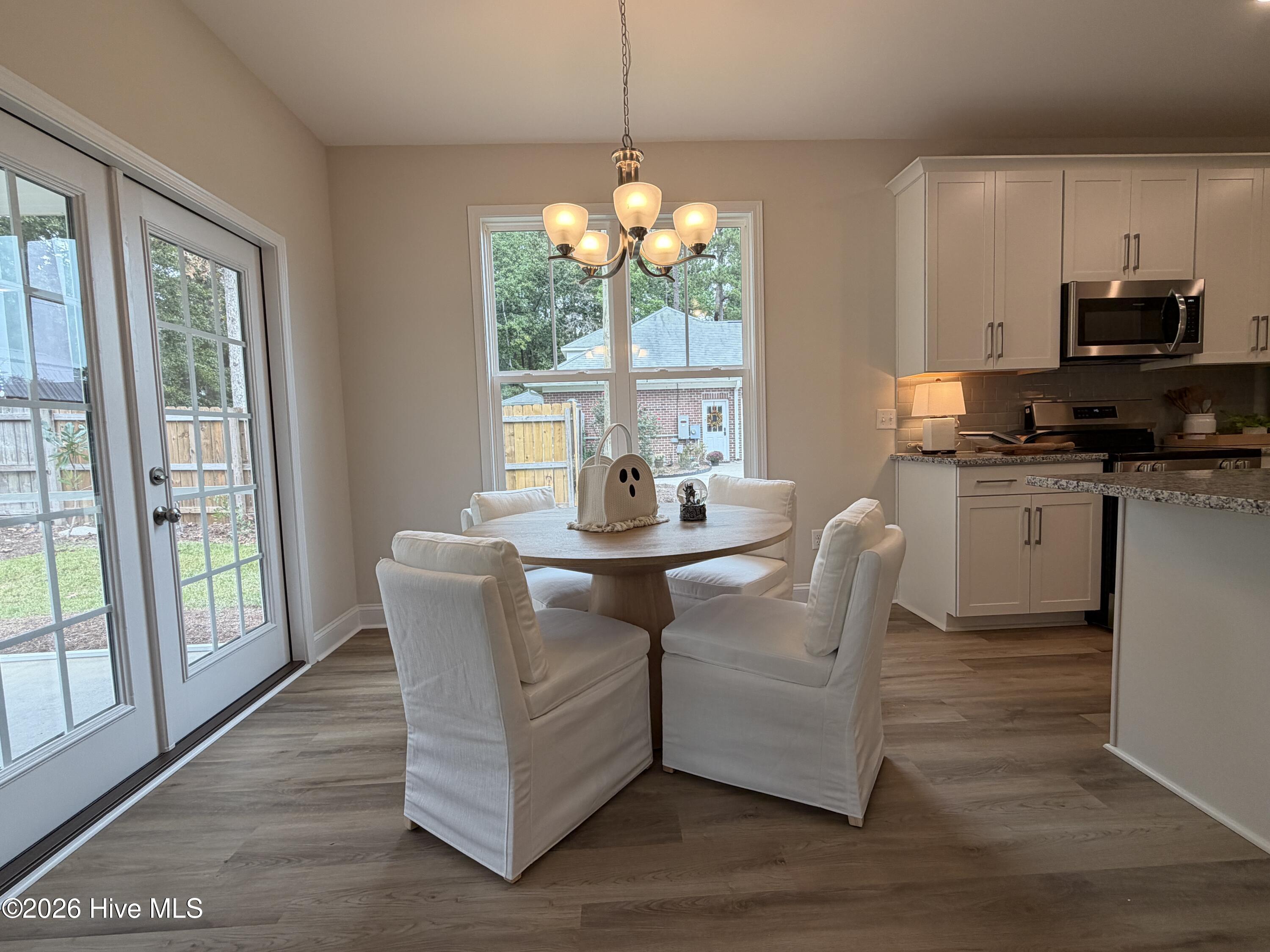 1077 Echo Drive Ne Property Photo 6