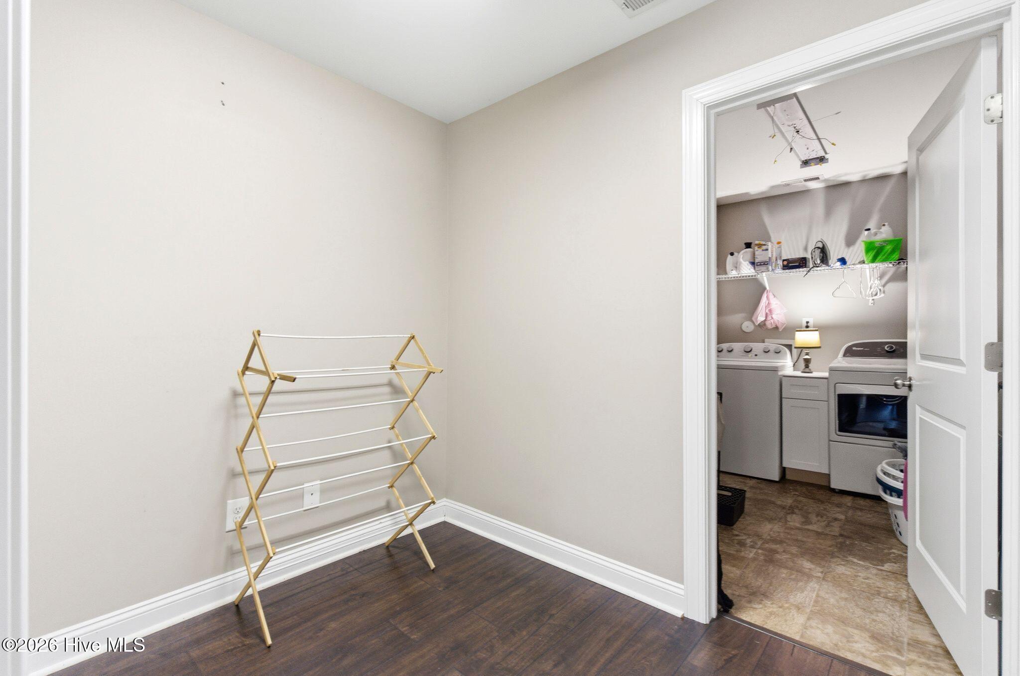 121 Cottle Court Property Photo 43
