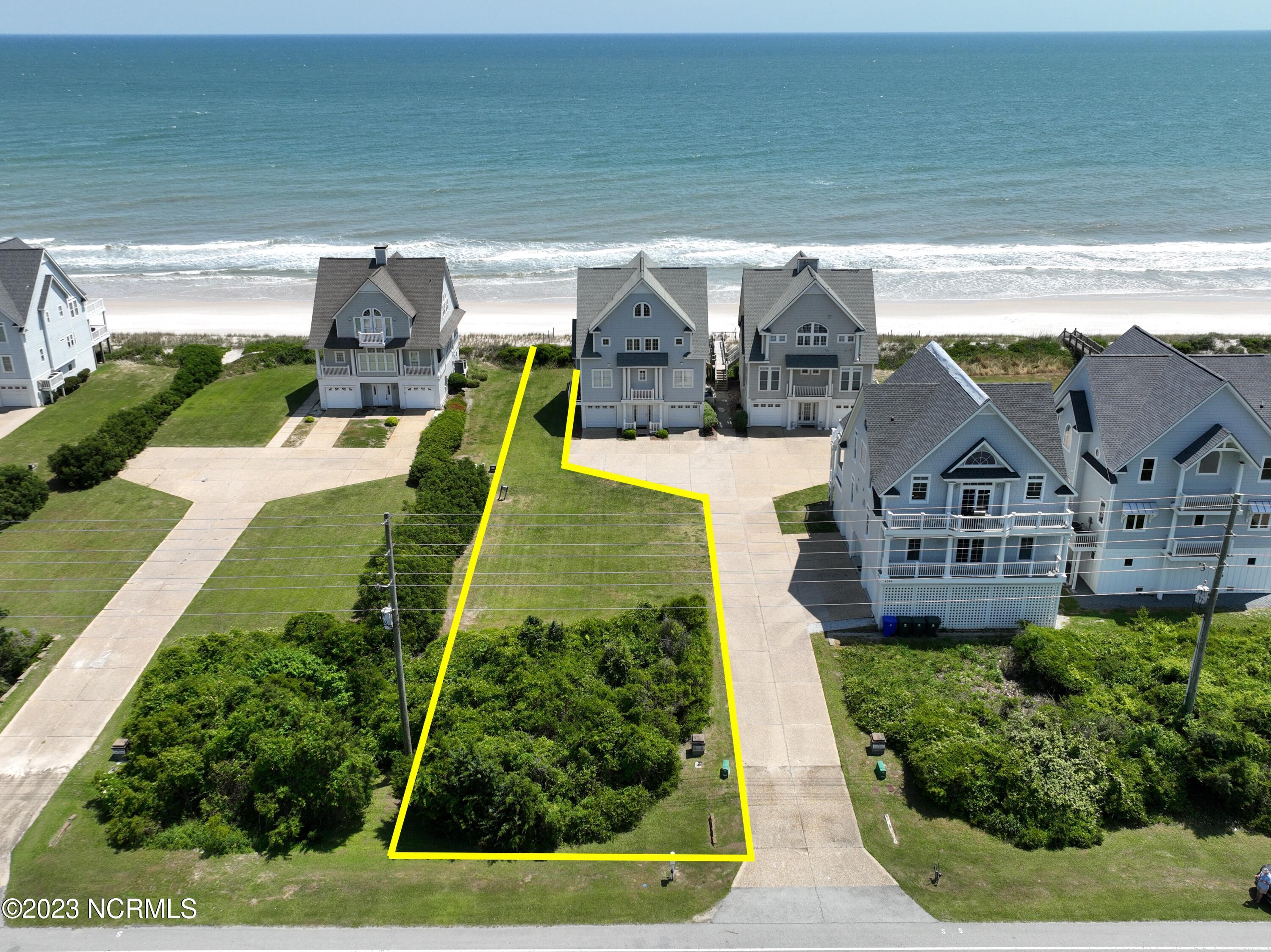 4300 Island Drive Property Photo 7