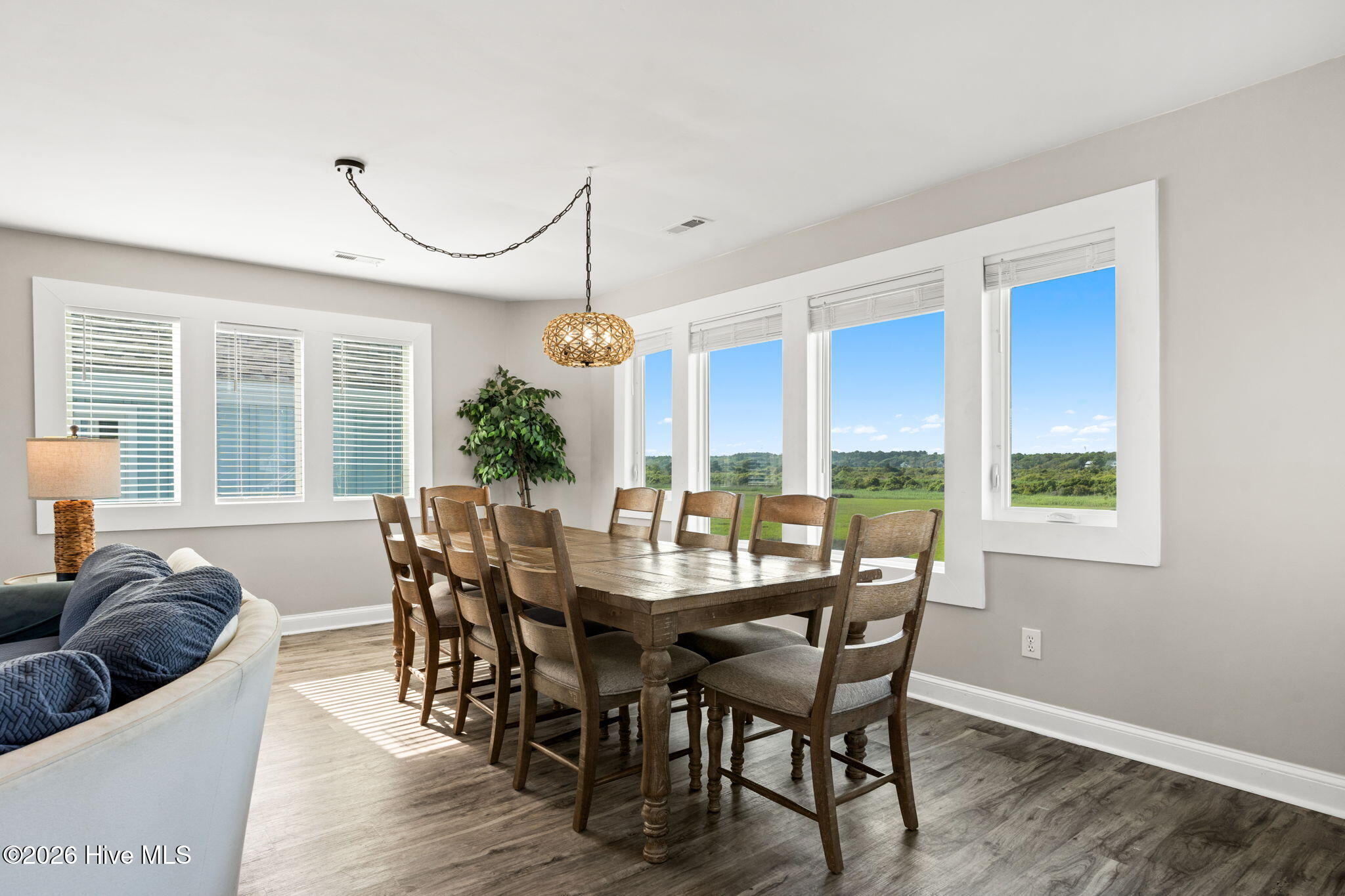 598 Ocean Boulevard W Property Photo 3