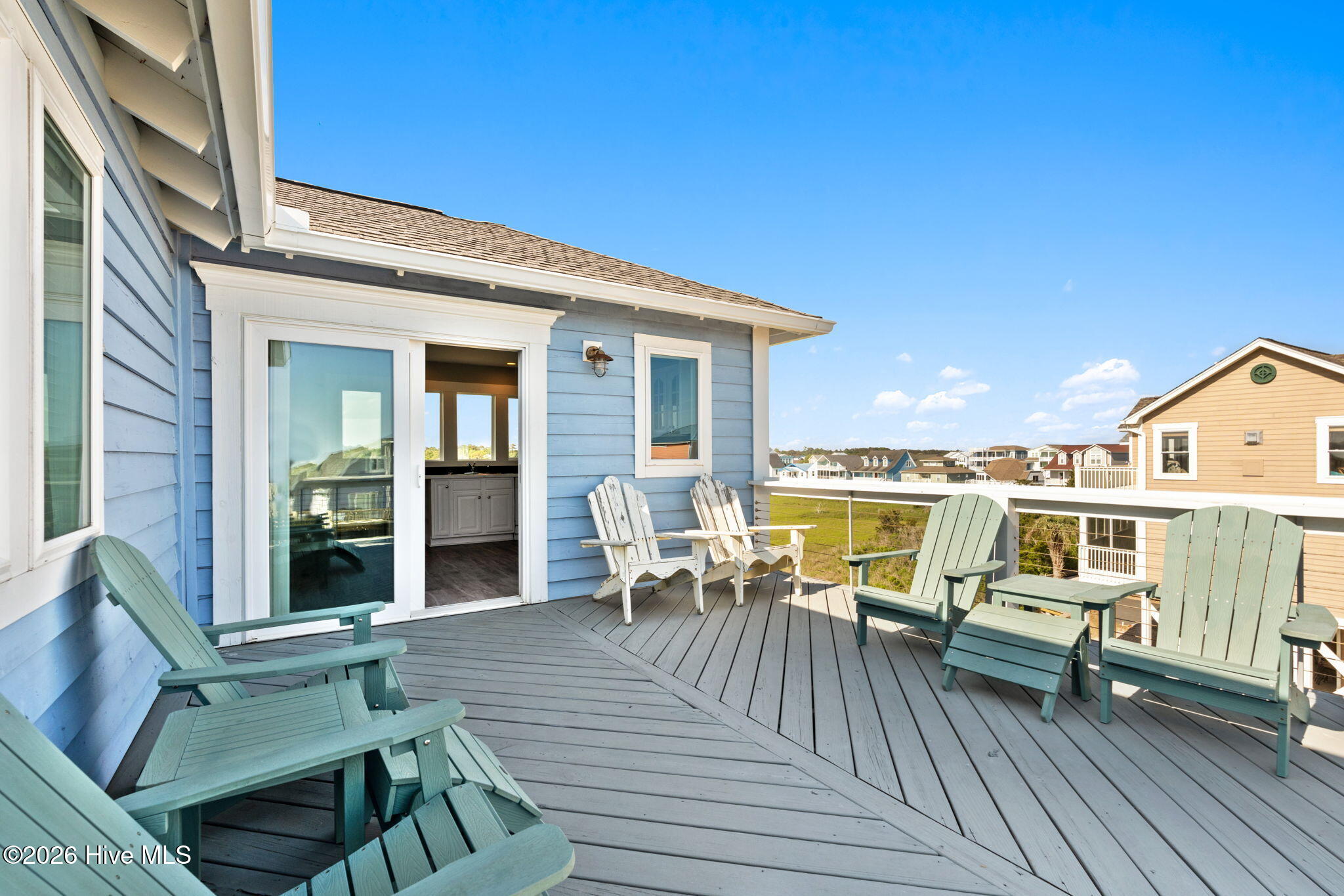 598 Ocean Boulevard W Property Photo 7