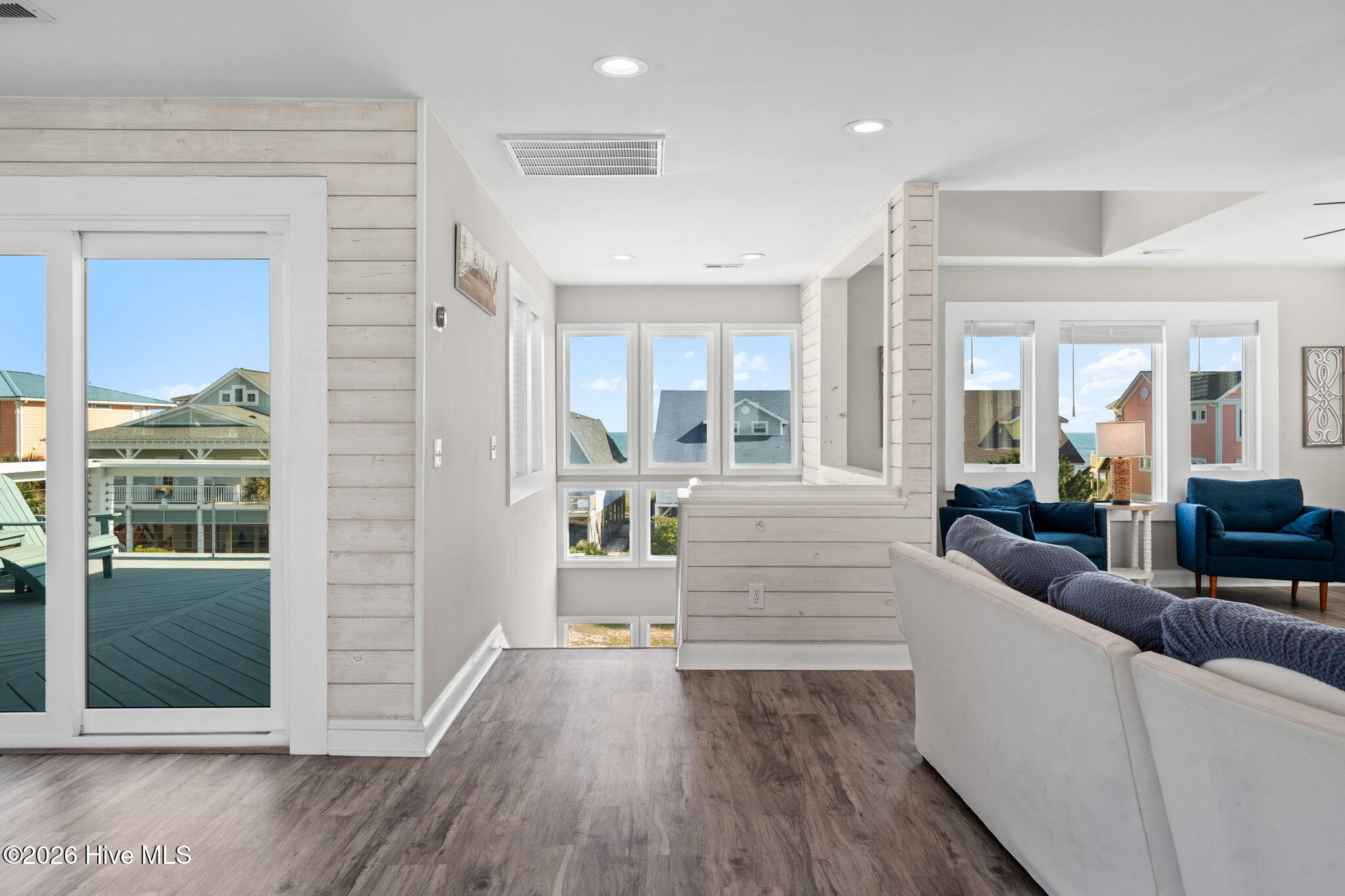 598 Ocean Boulevard W Property Photo 21