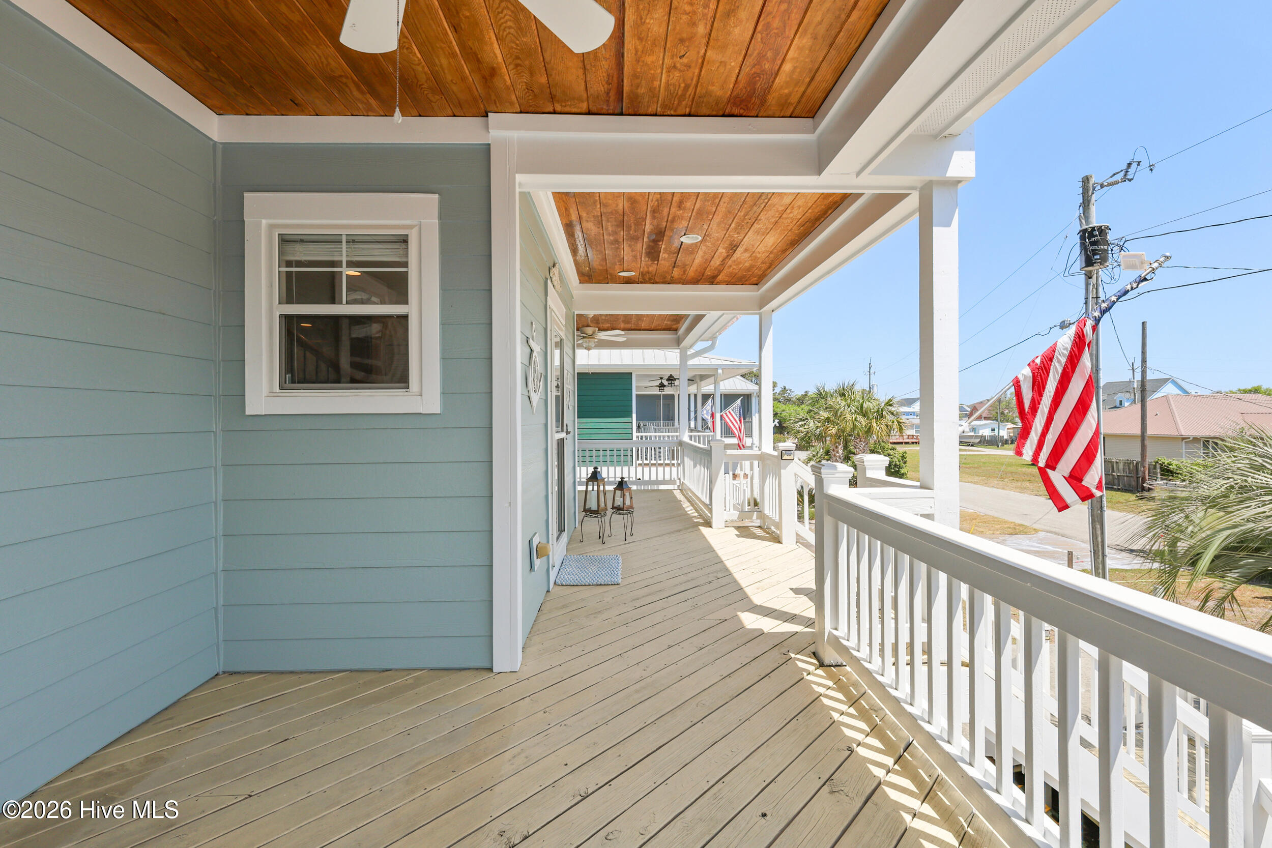 1706 Searay Lane Property Photo 4