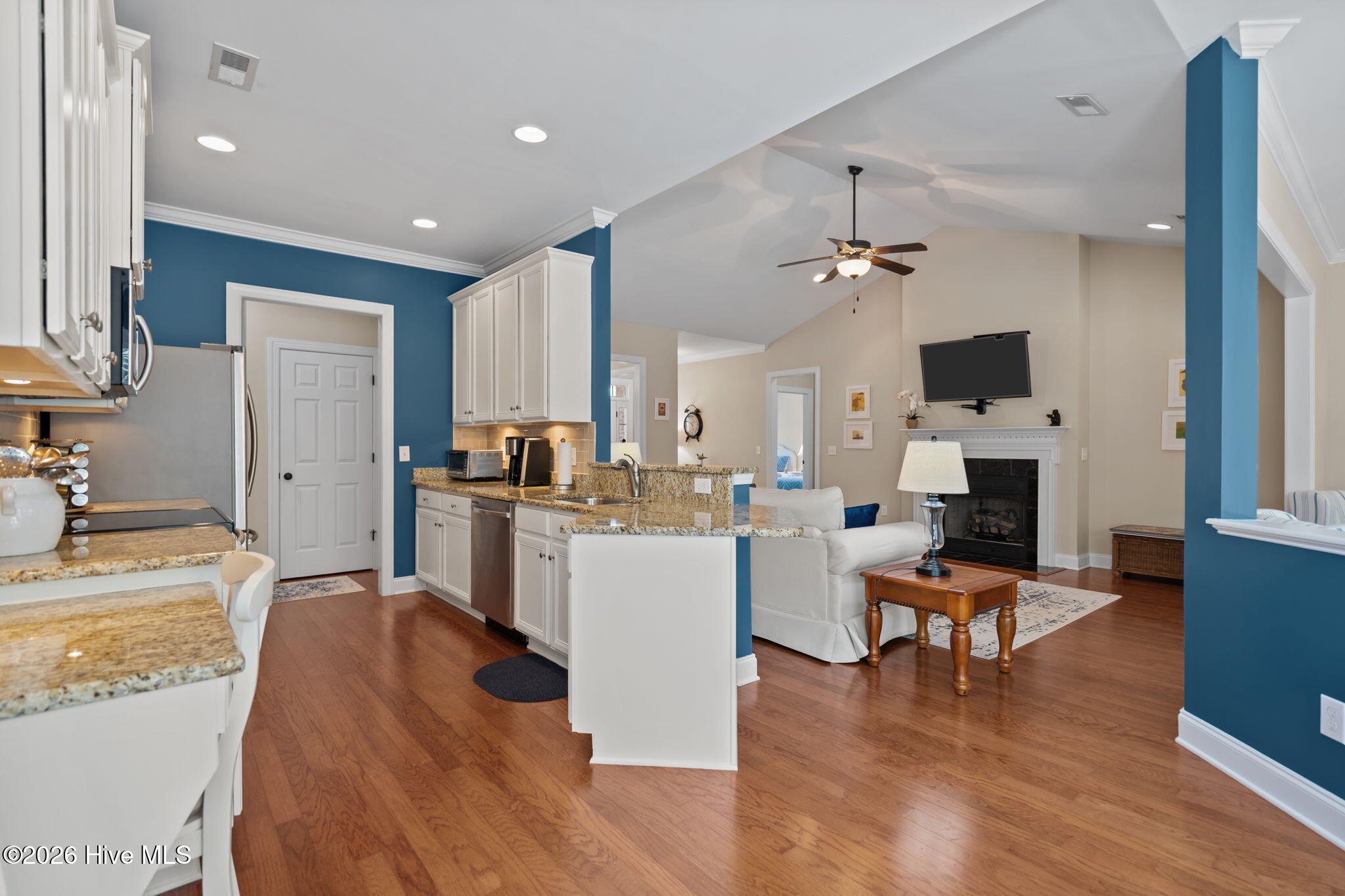 8256 Ibis Point Ne Property Photo 13
