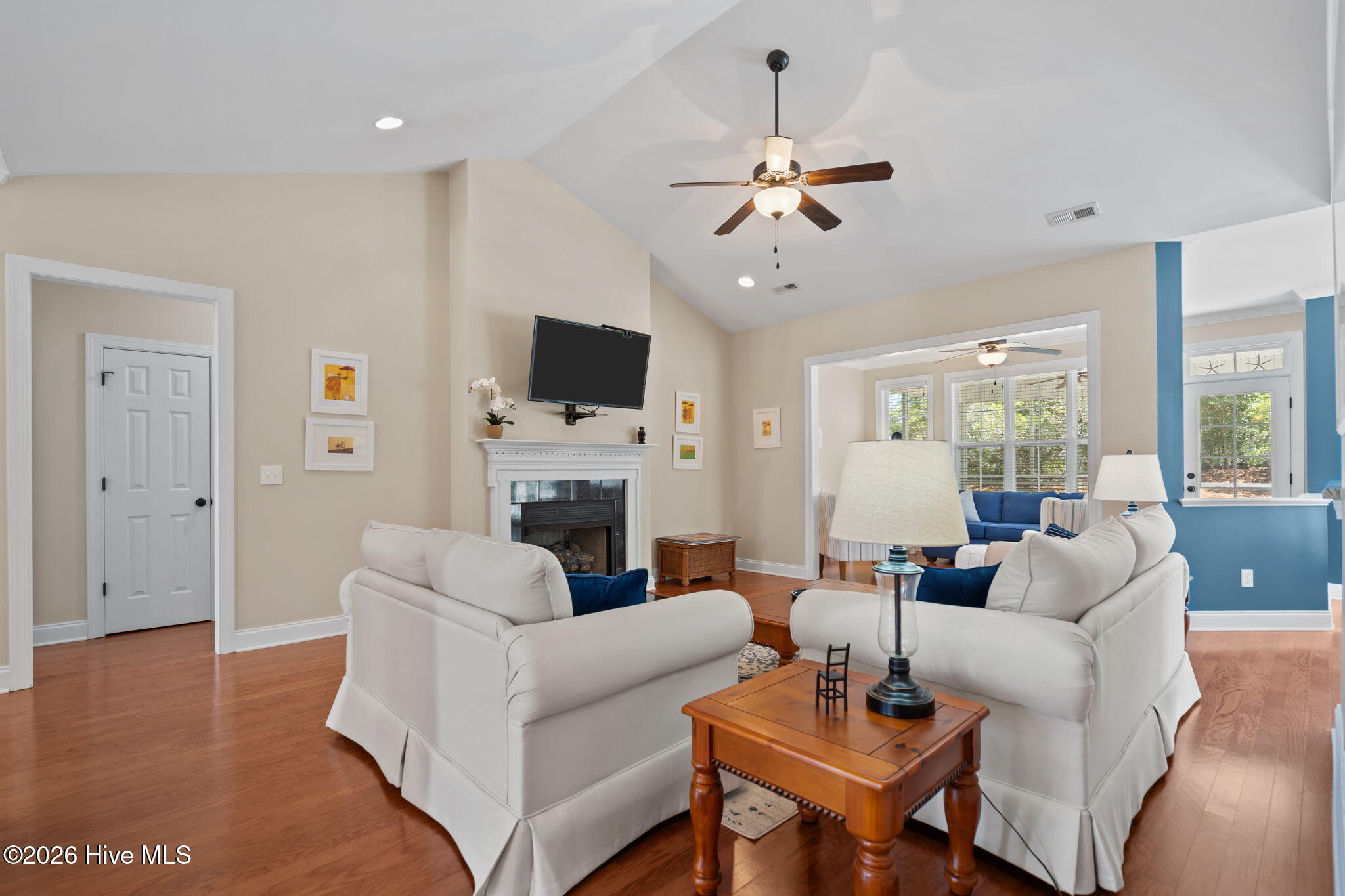 8256 Ibis Point Ne Property Photo 25