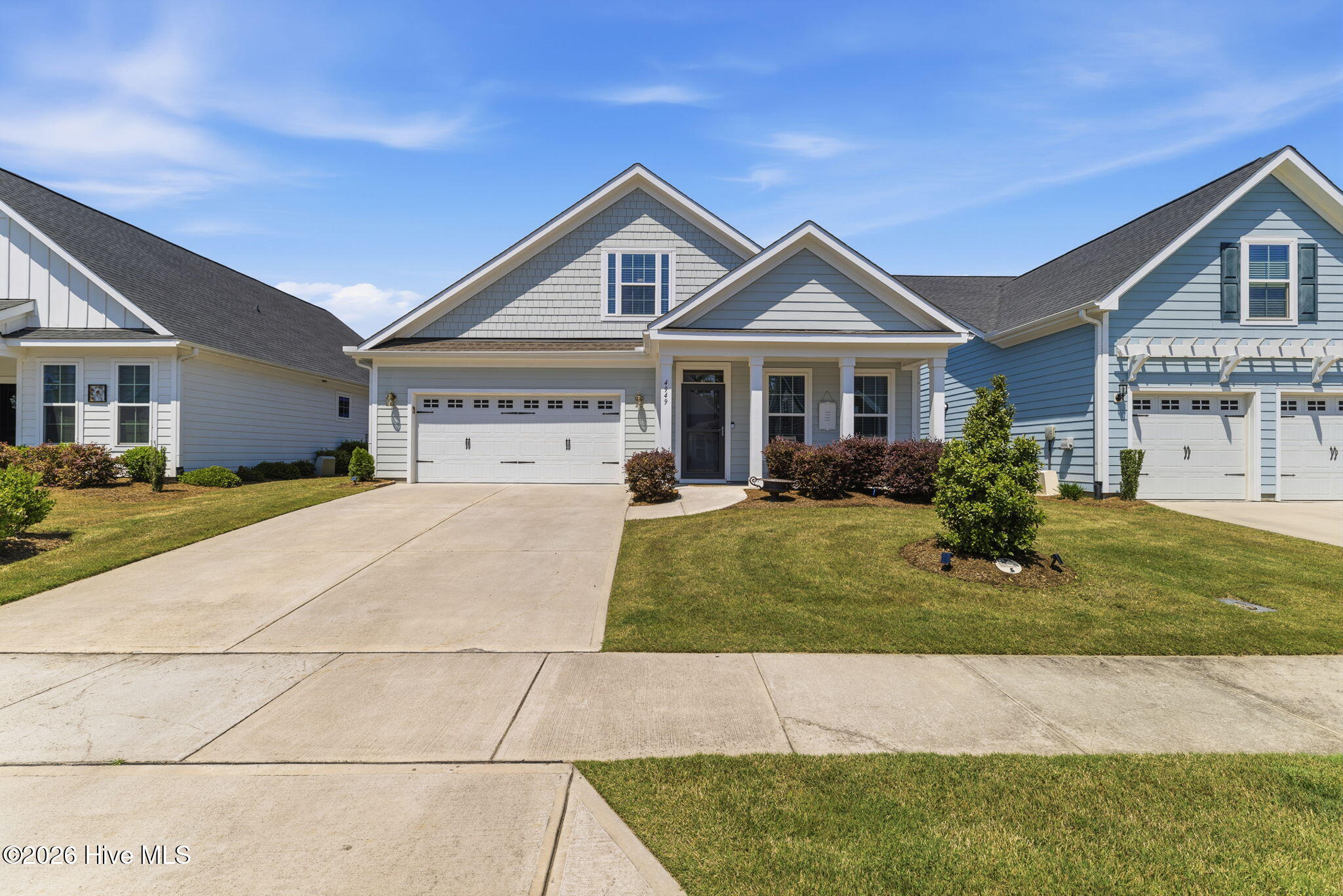 4949 Glen Garden Circle Property Photo 1