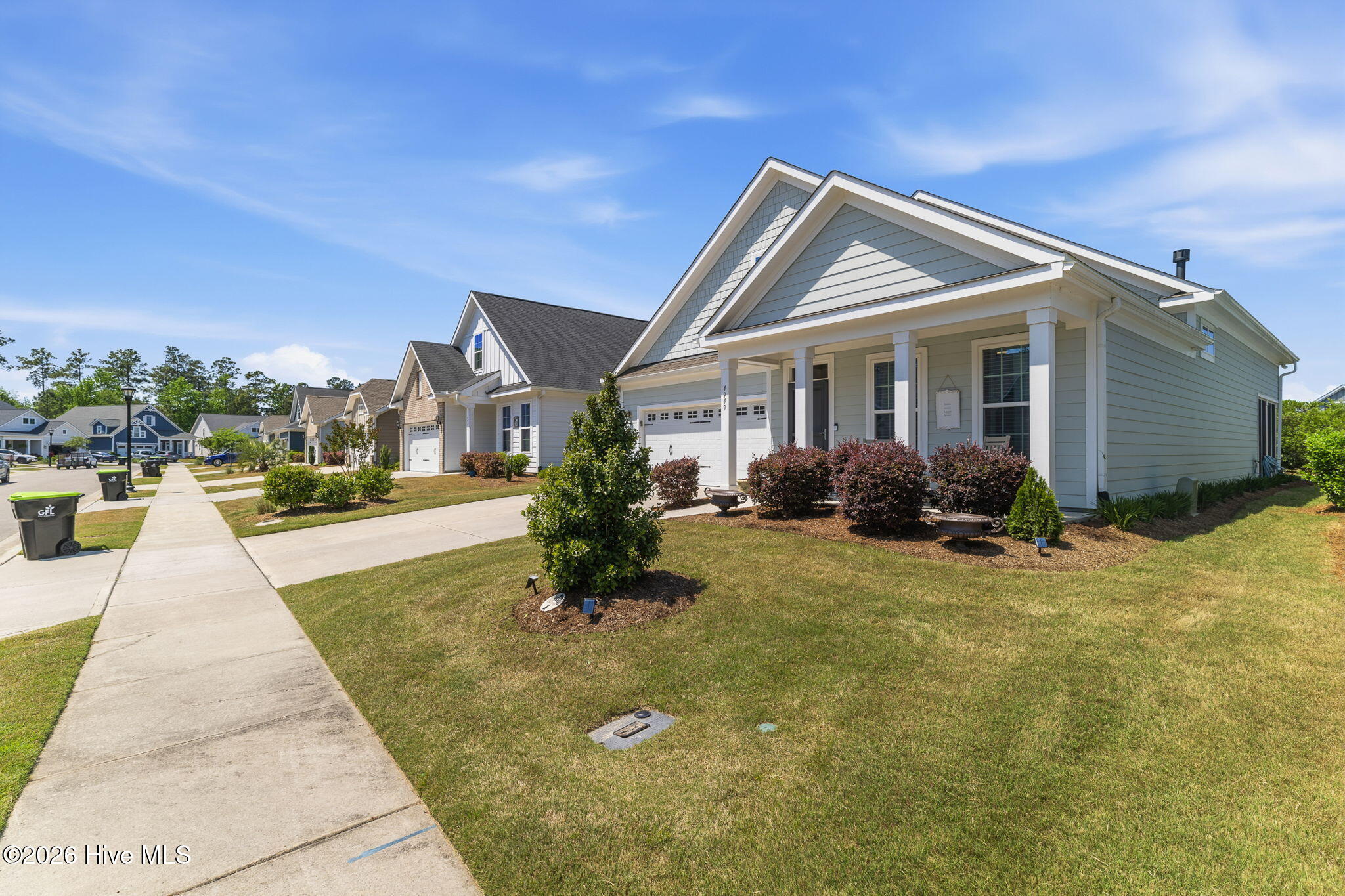 4949 Glen Garden Circle Property Photo 5
