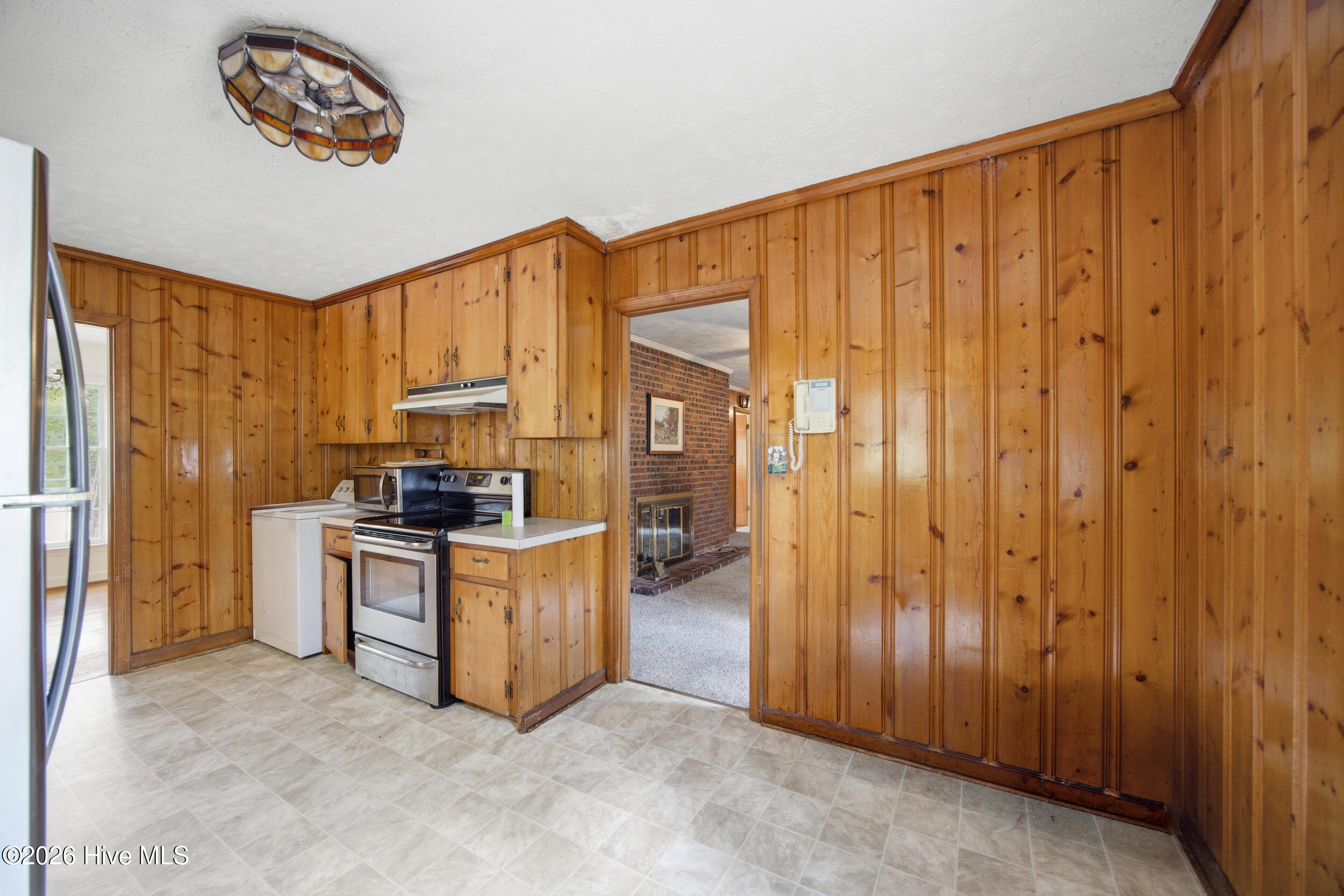 1205 Rollins Avenue Property Photo 9