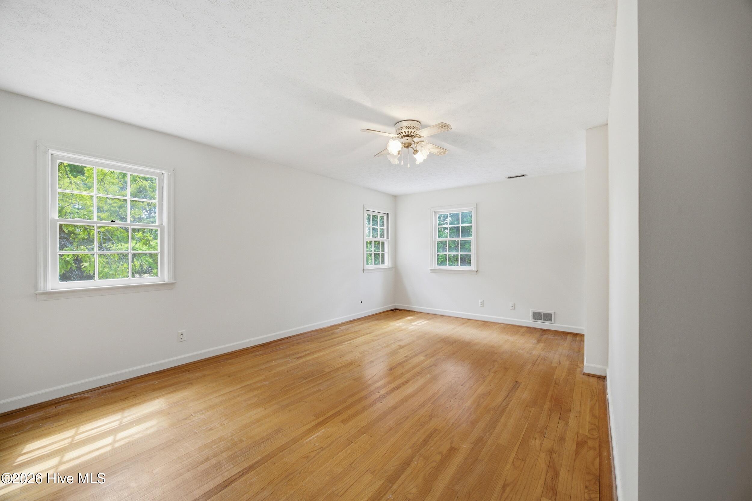 1205 Rollins Avenue Property Photo 20