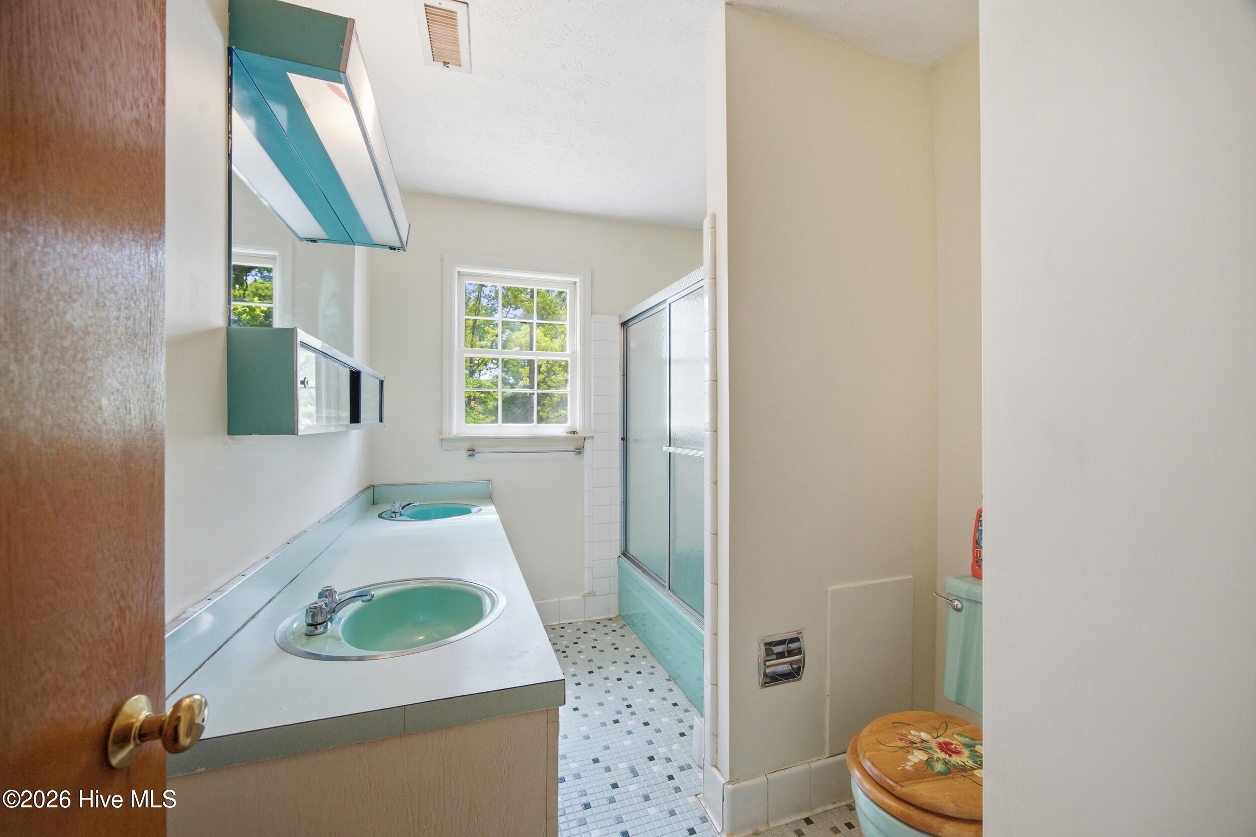 1205 Rollins Avenue Property Photo 23