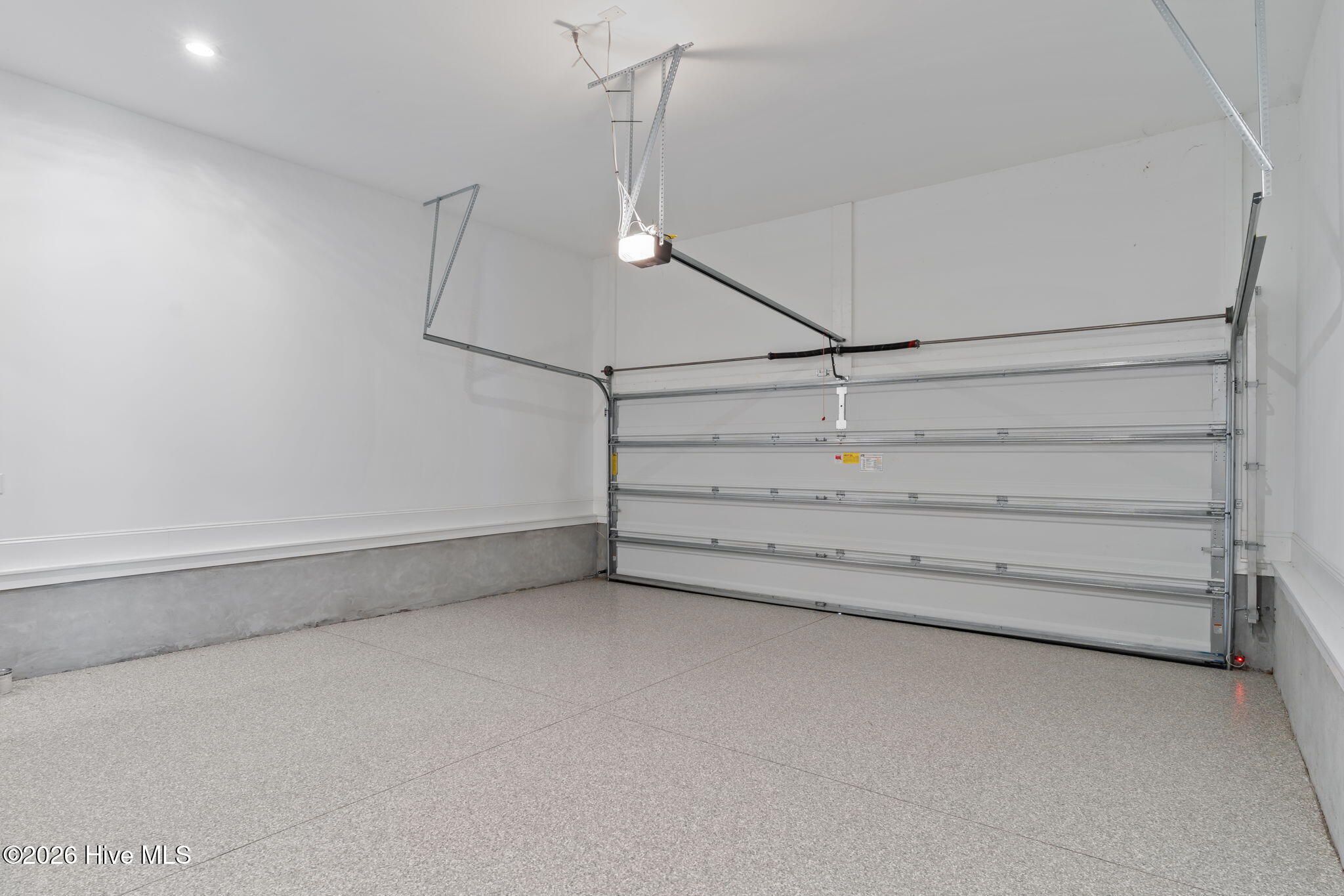 323 Cornubia Drive Property Photo 29