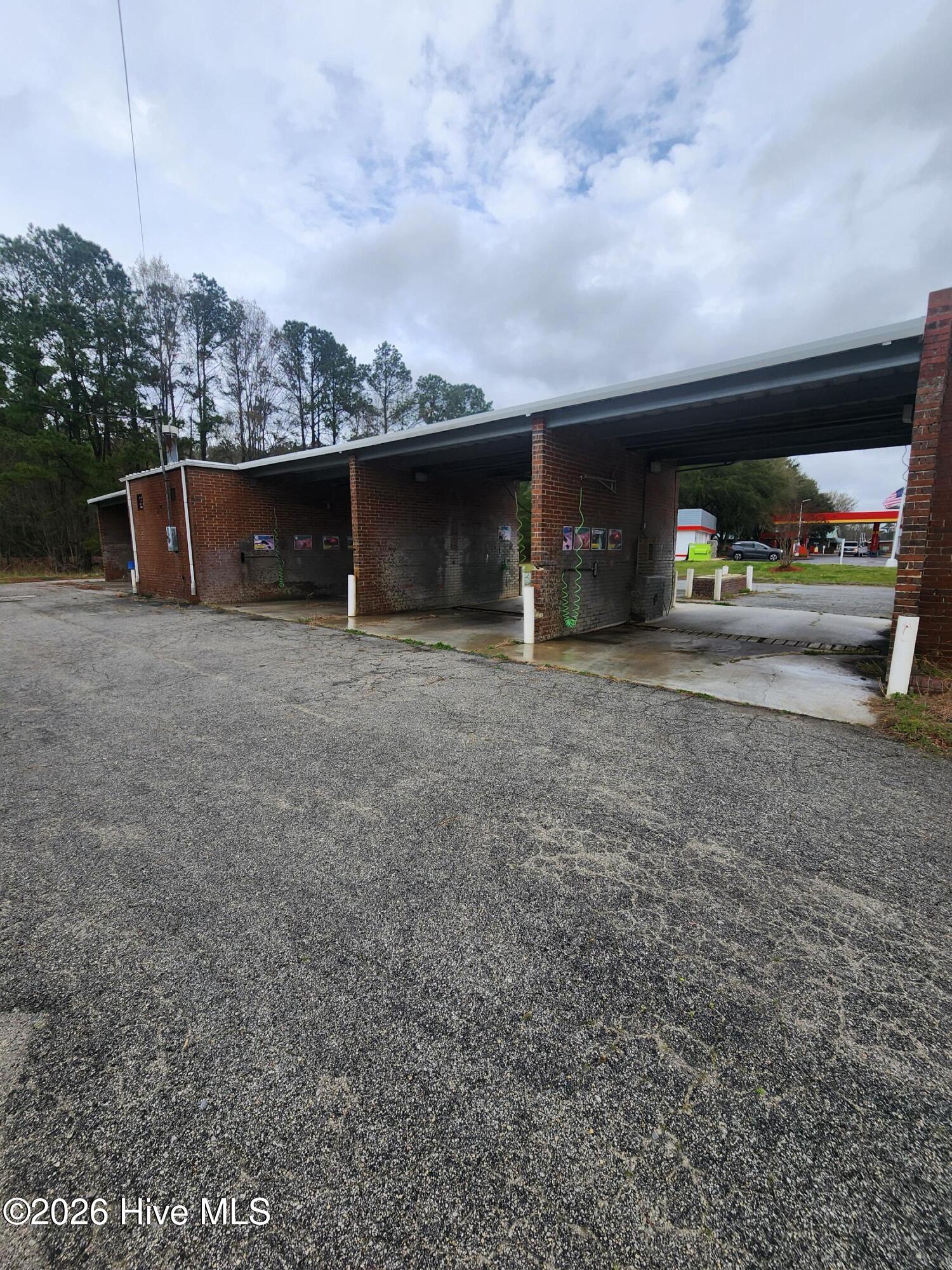 314 Us Hwy Property Photo 3
