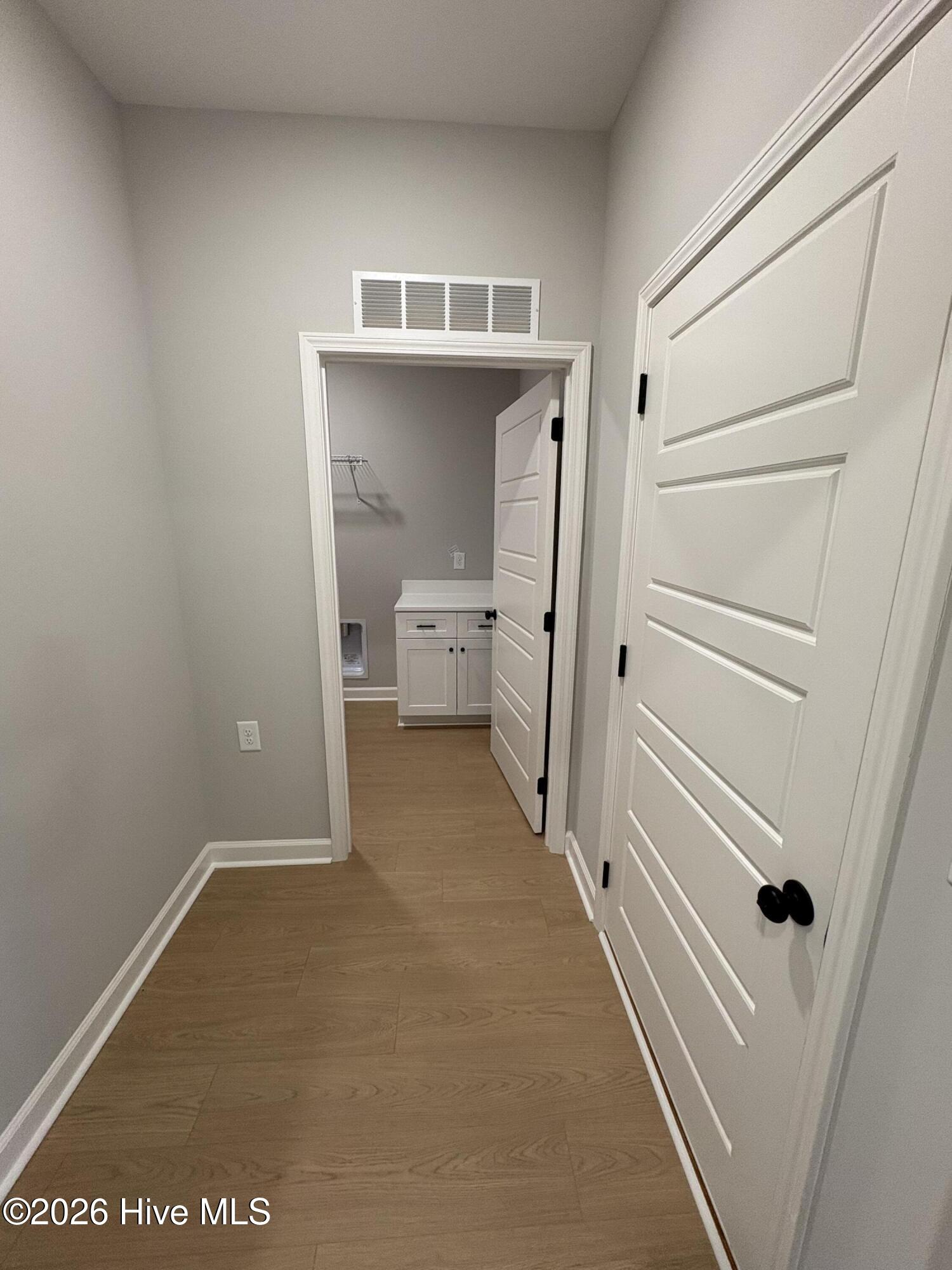 3705 Huntcliff Drive Property Photo 8