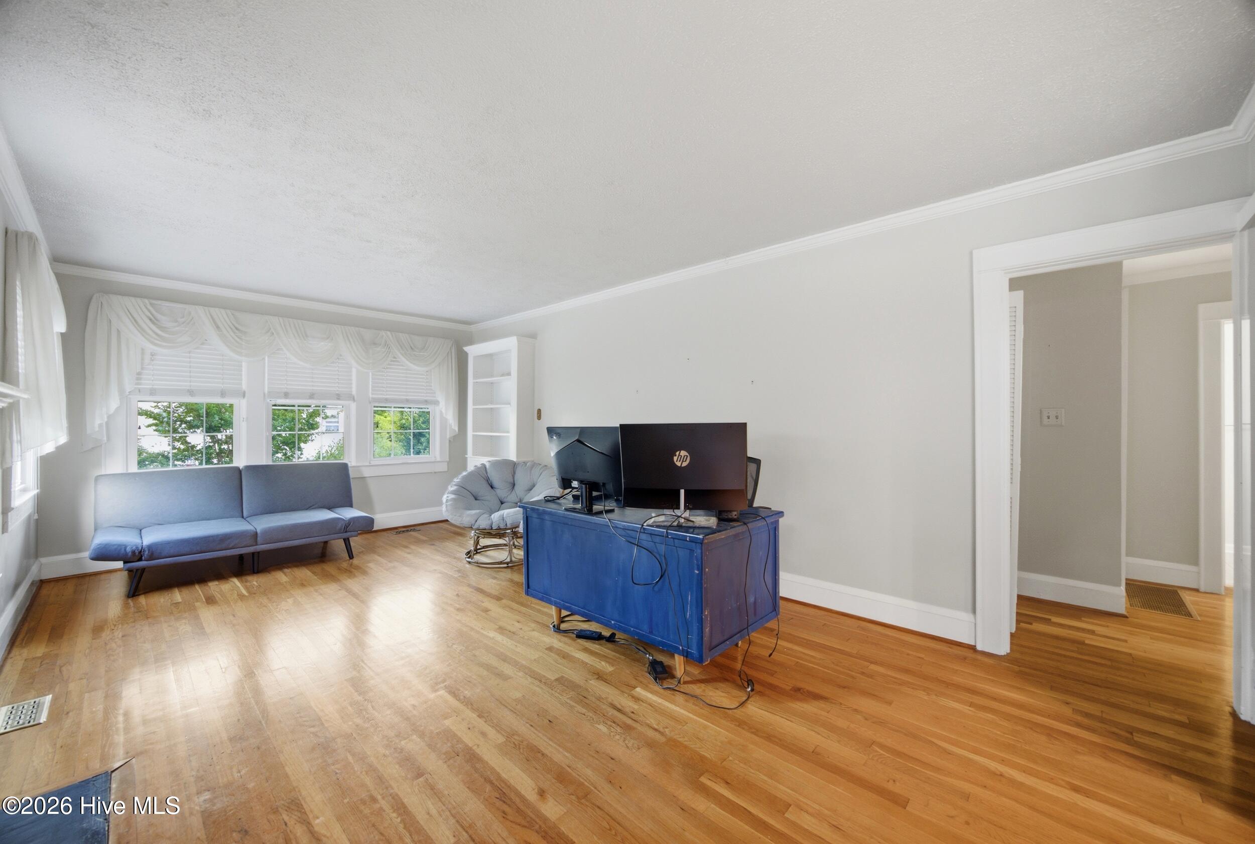 409 Myrtle Avenue Property Photo 16