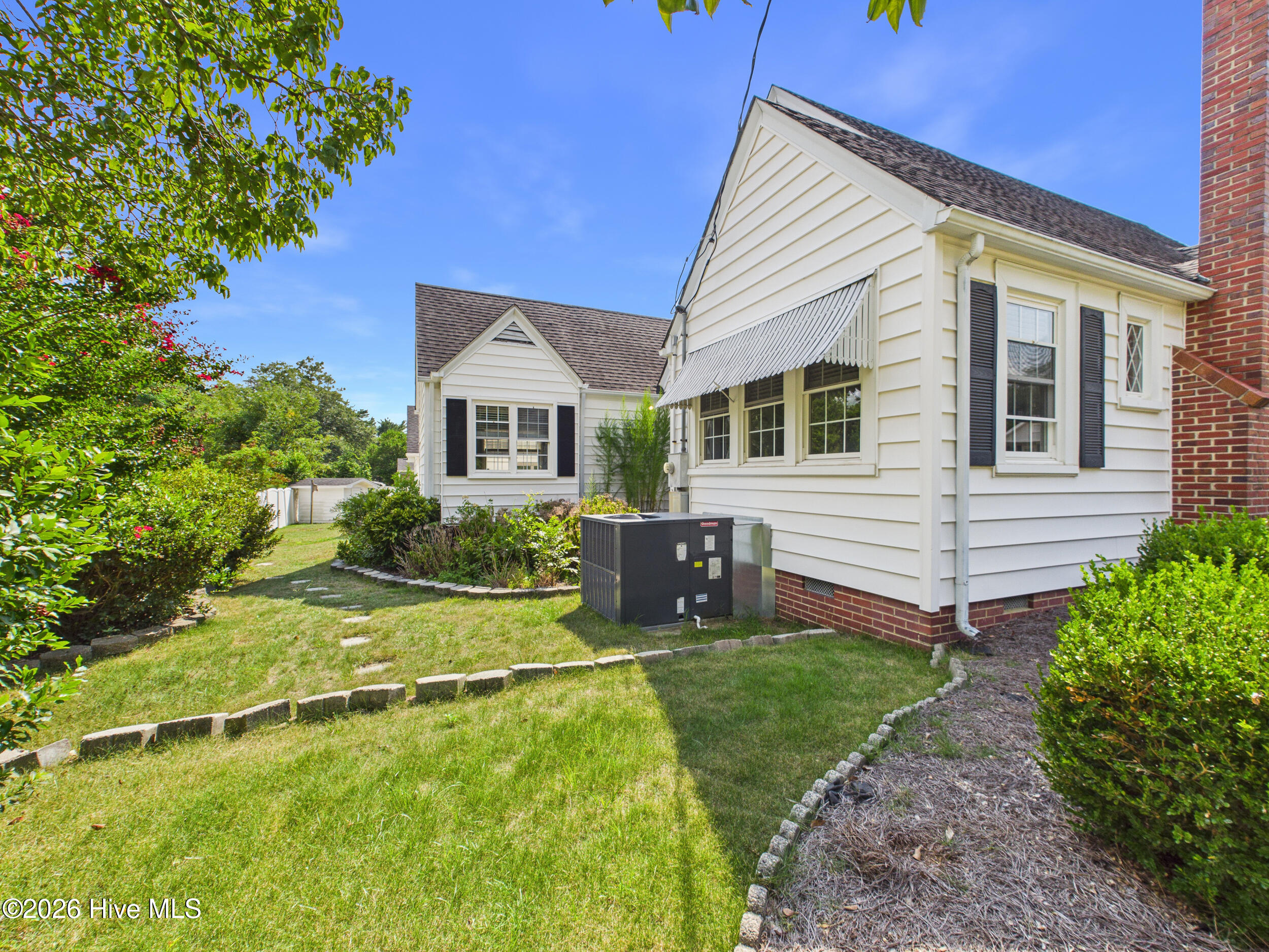 409 Myrtle Avenue Property Photo 59