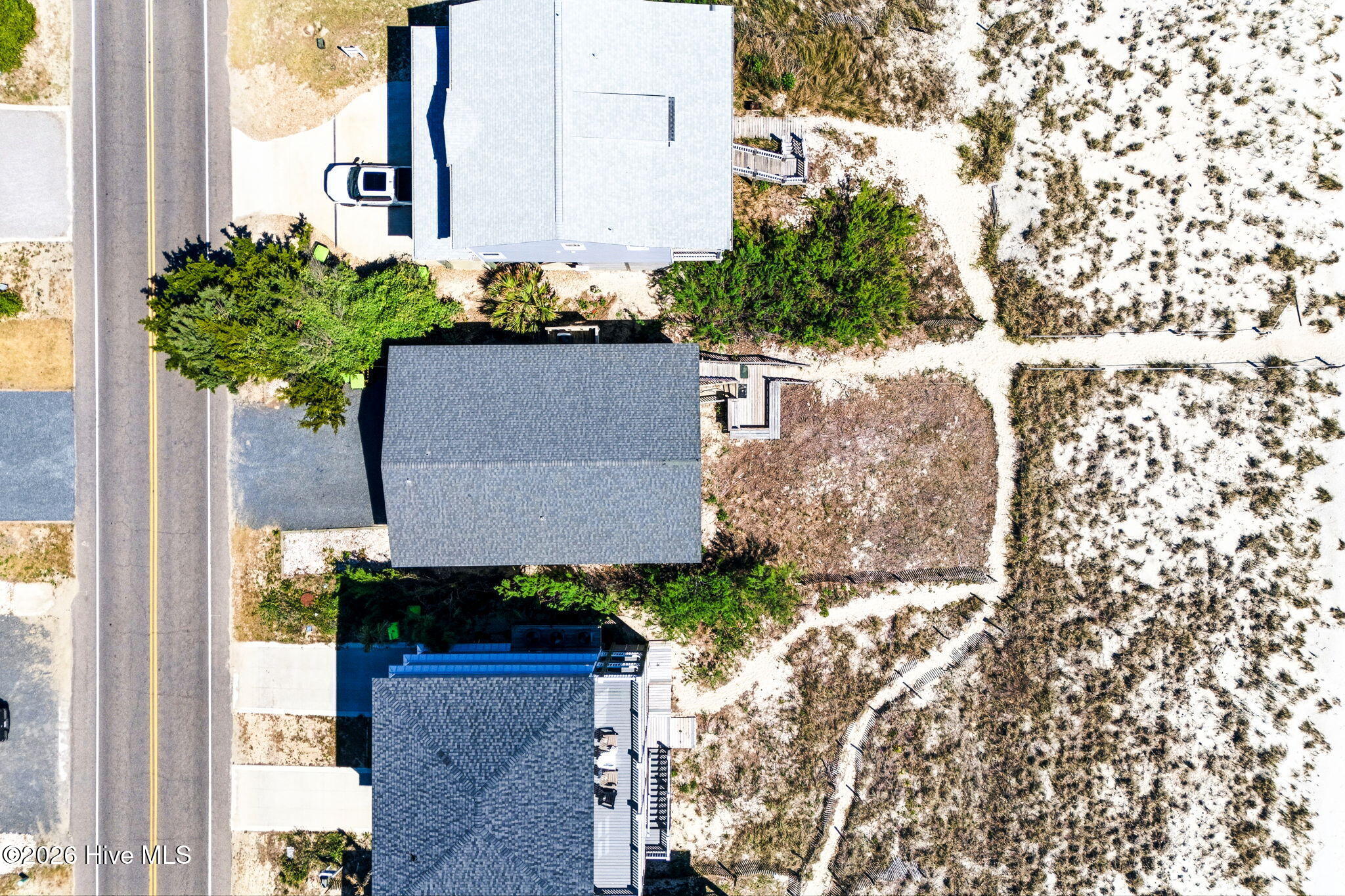 2915 E Beach Drive Property Photo 38