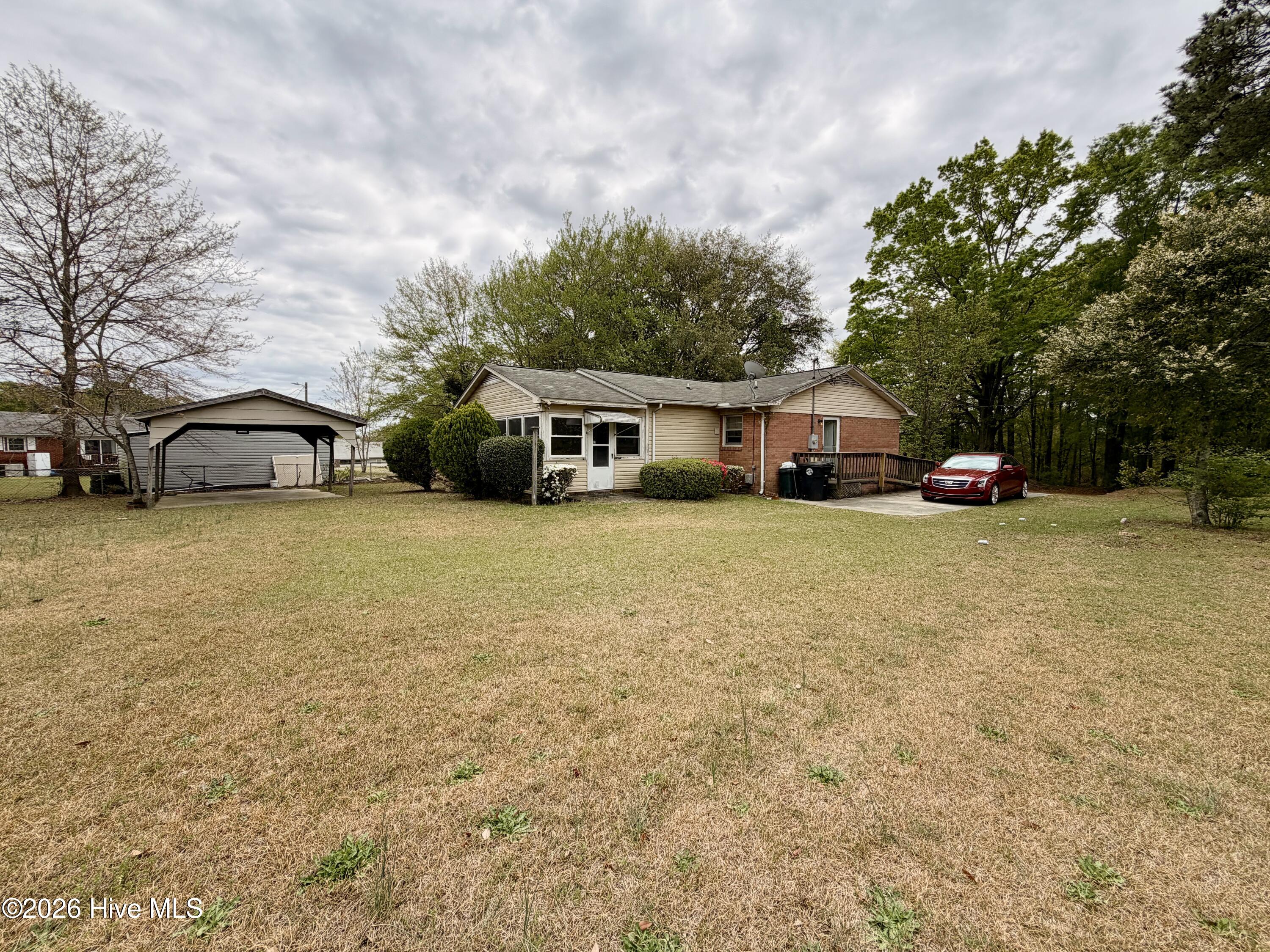204 Easterling Street Property Photo 9