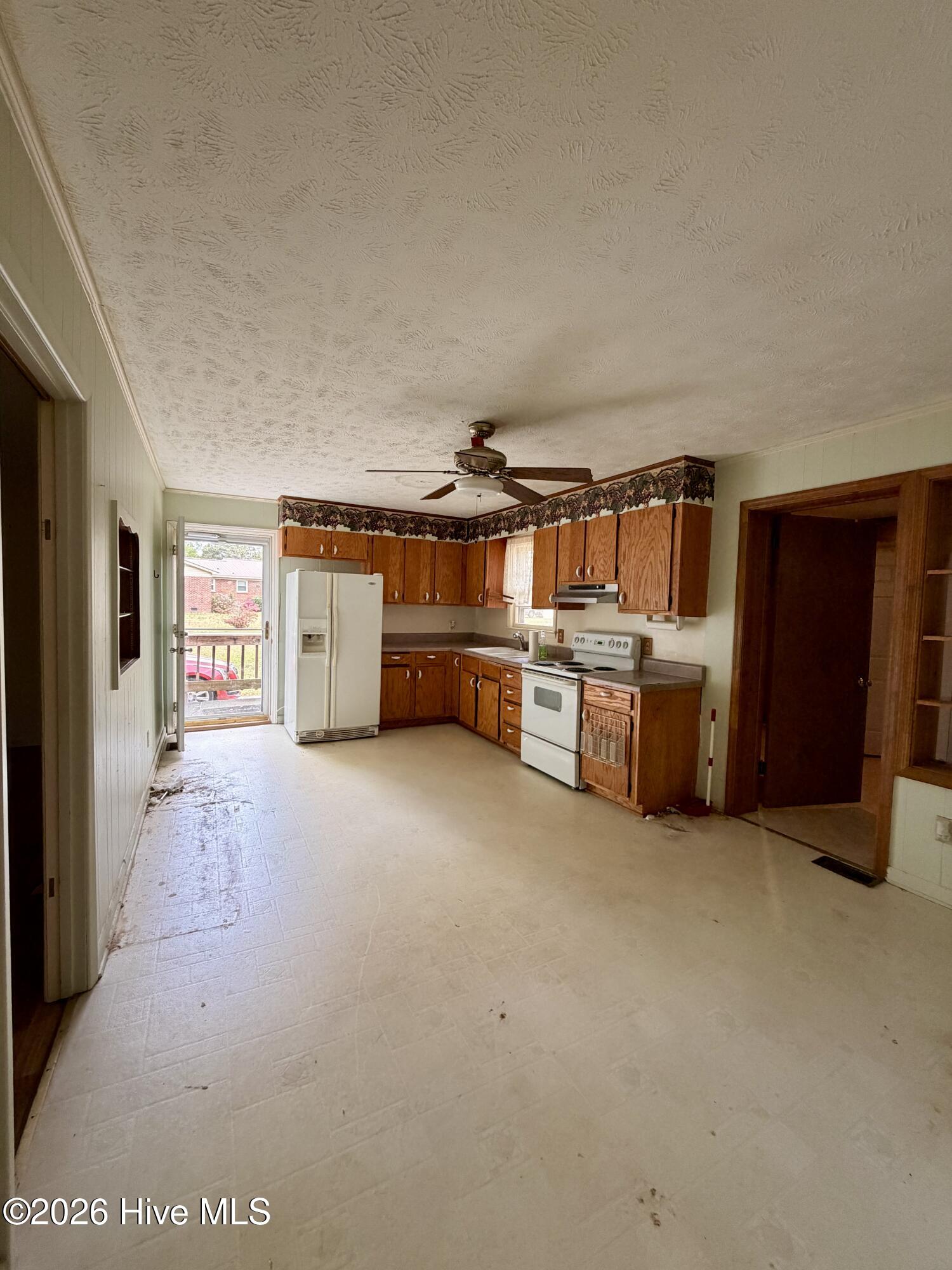 204 Easterling Street Property Photo 14