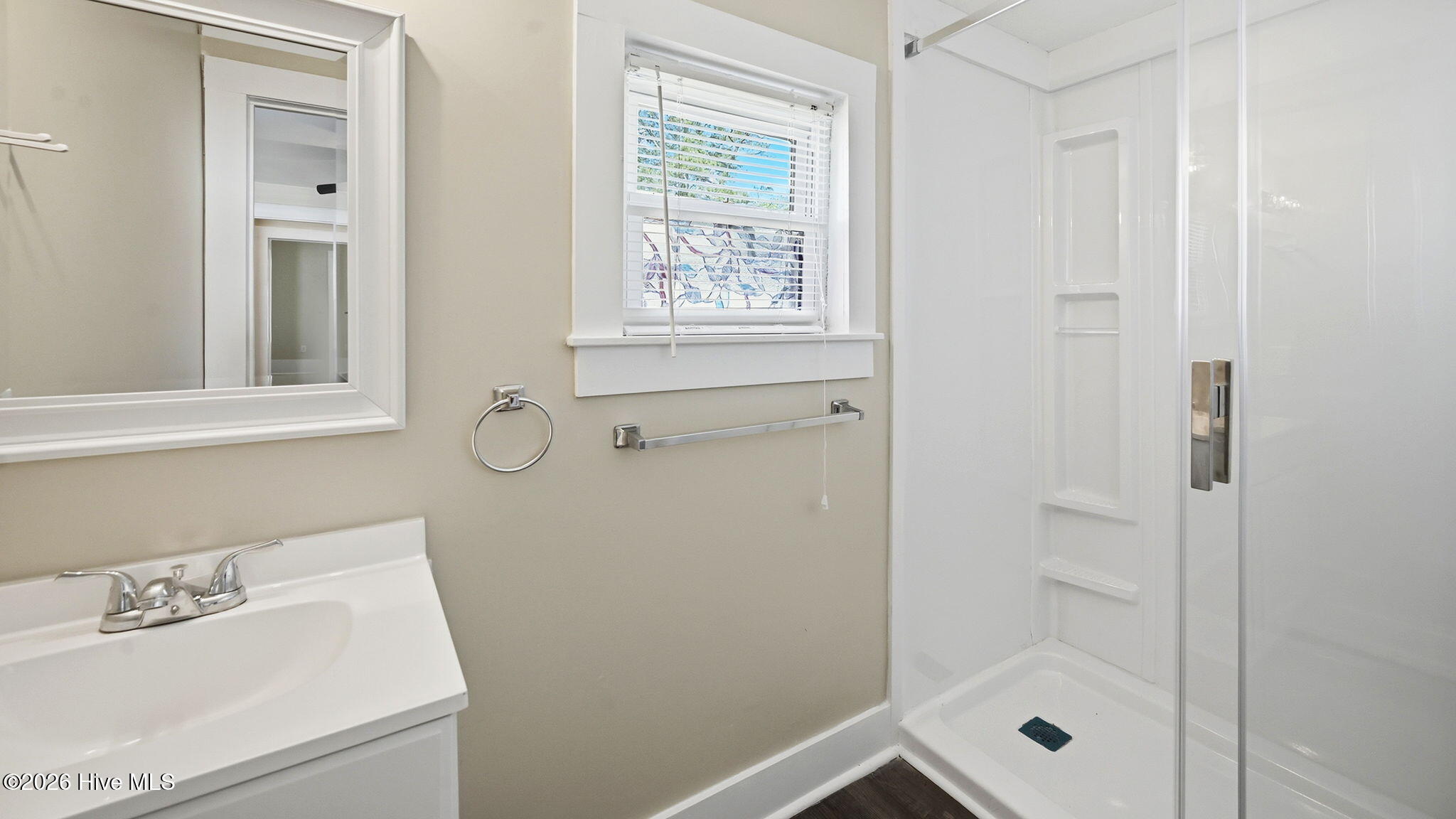 465 Third Street Property Photo 28