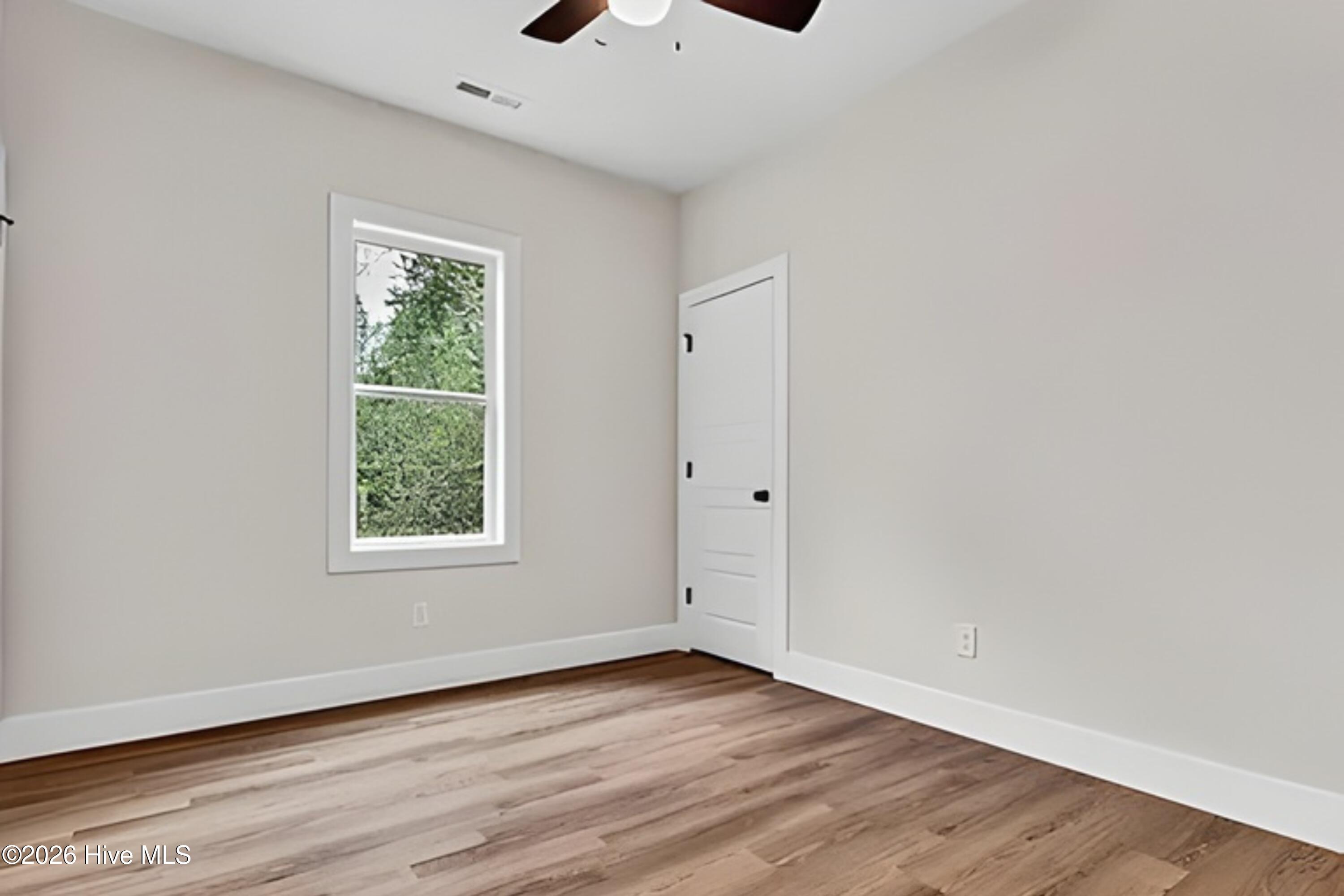 1025 S 41st Street Property Photo 6