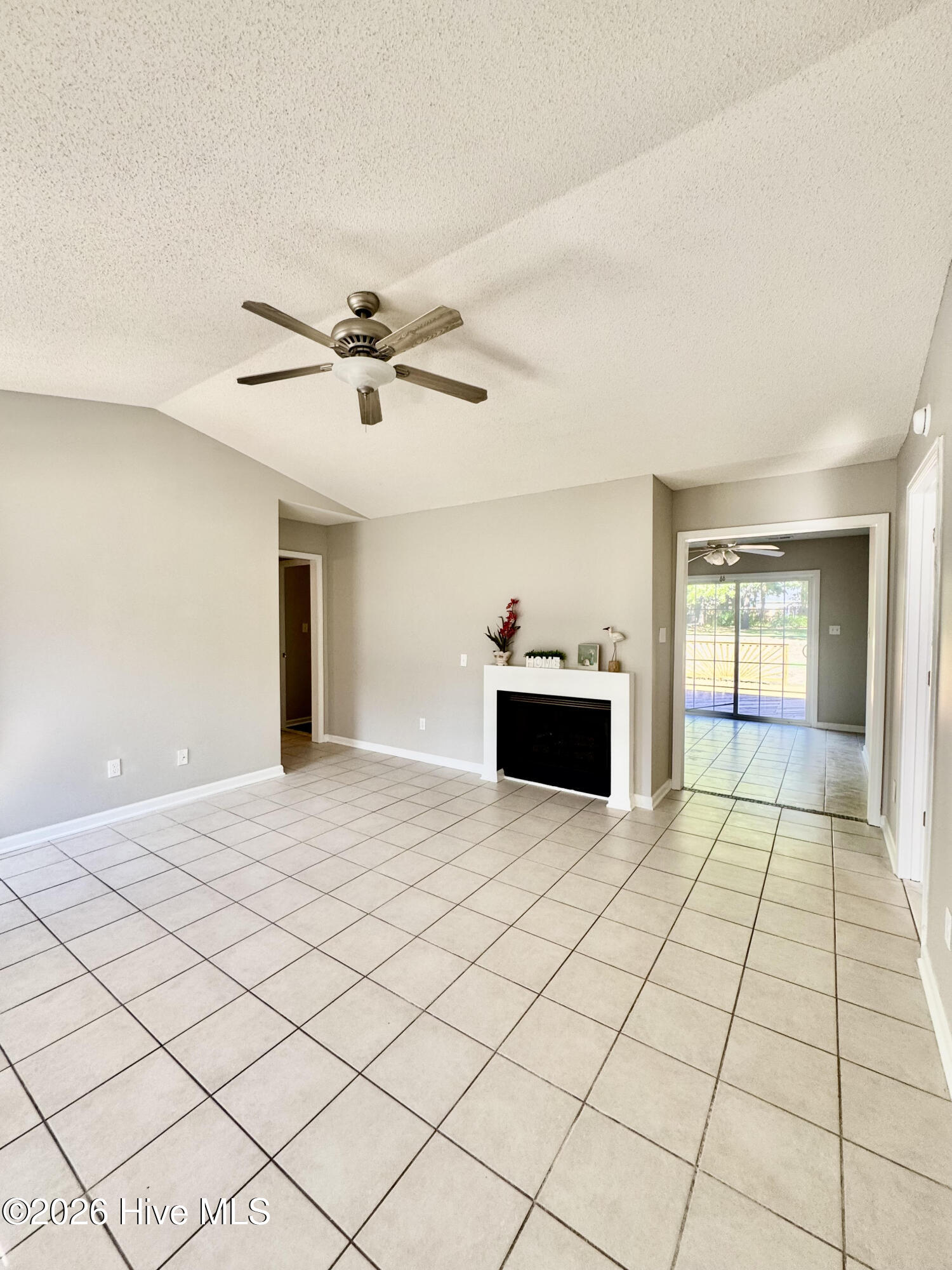 209 Chokecherry S Property Photo 2