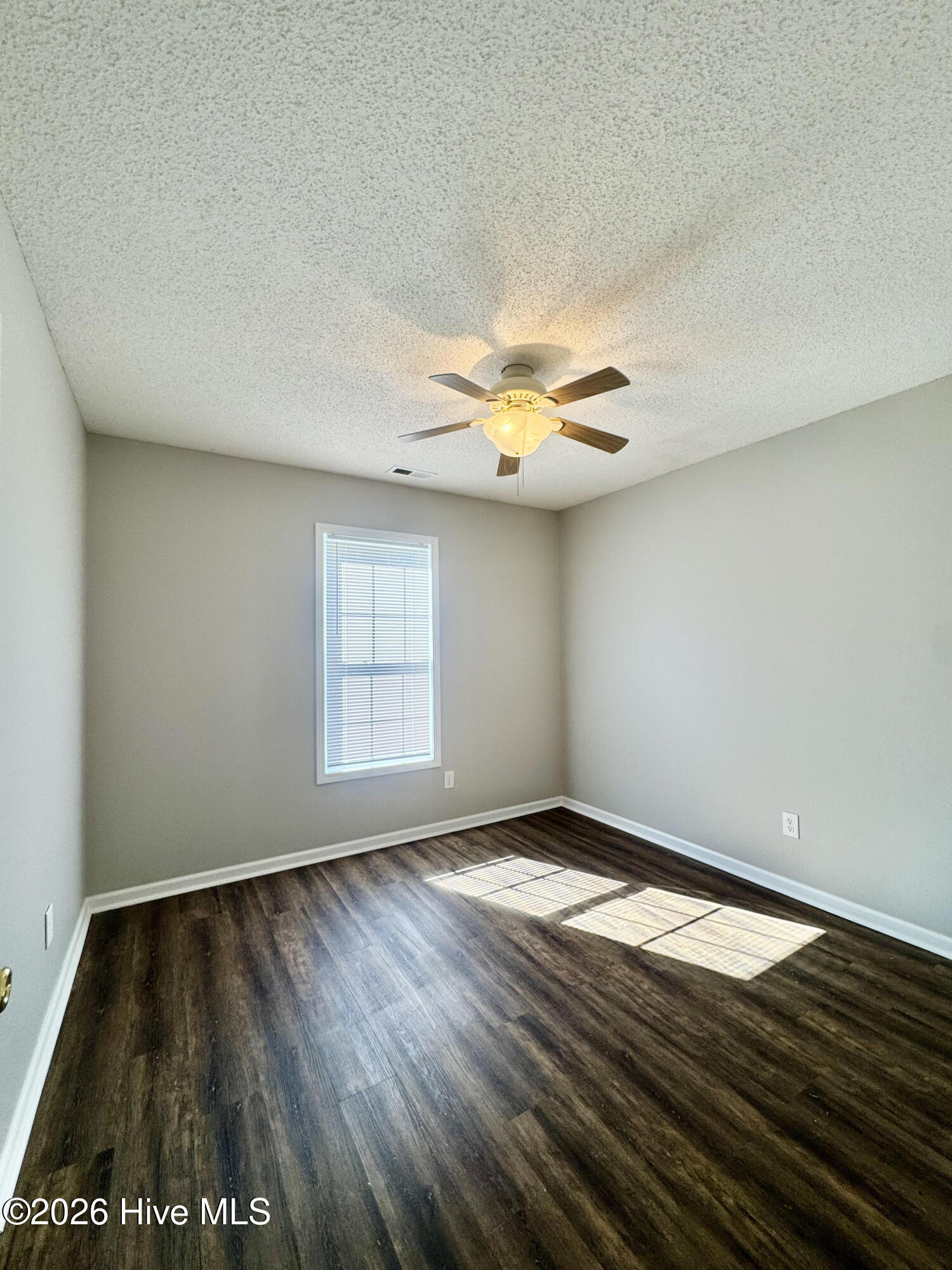 209 Chokecherry S Property Photo 10