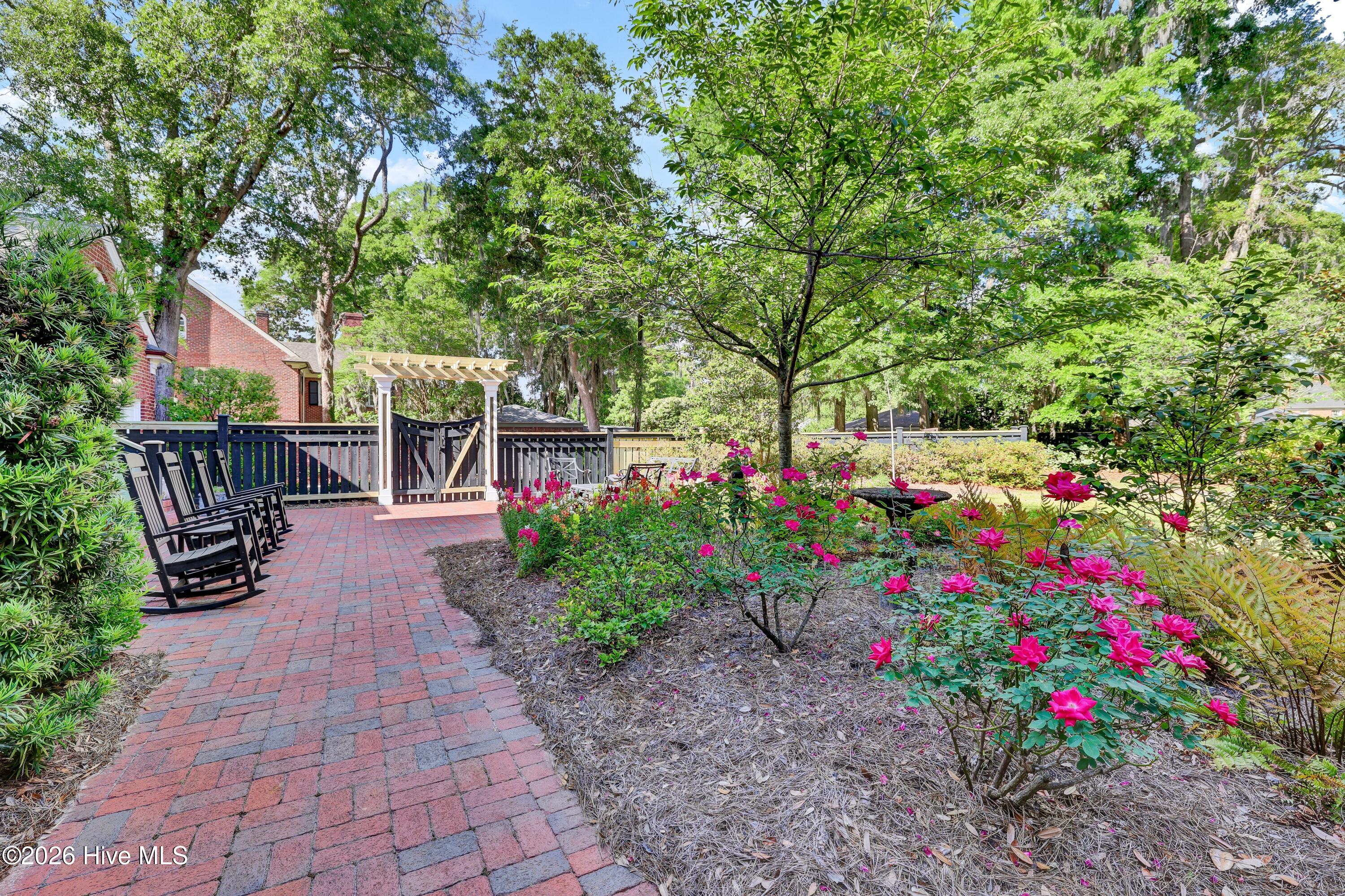 1411 Live Oak Parkway Property Photo 43