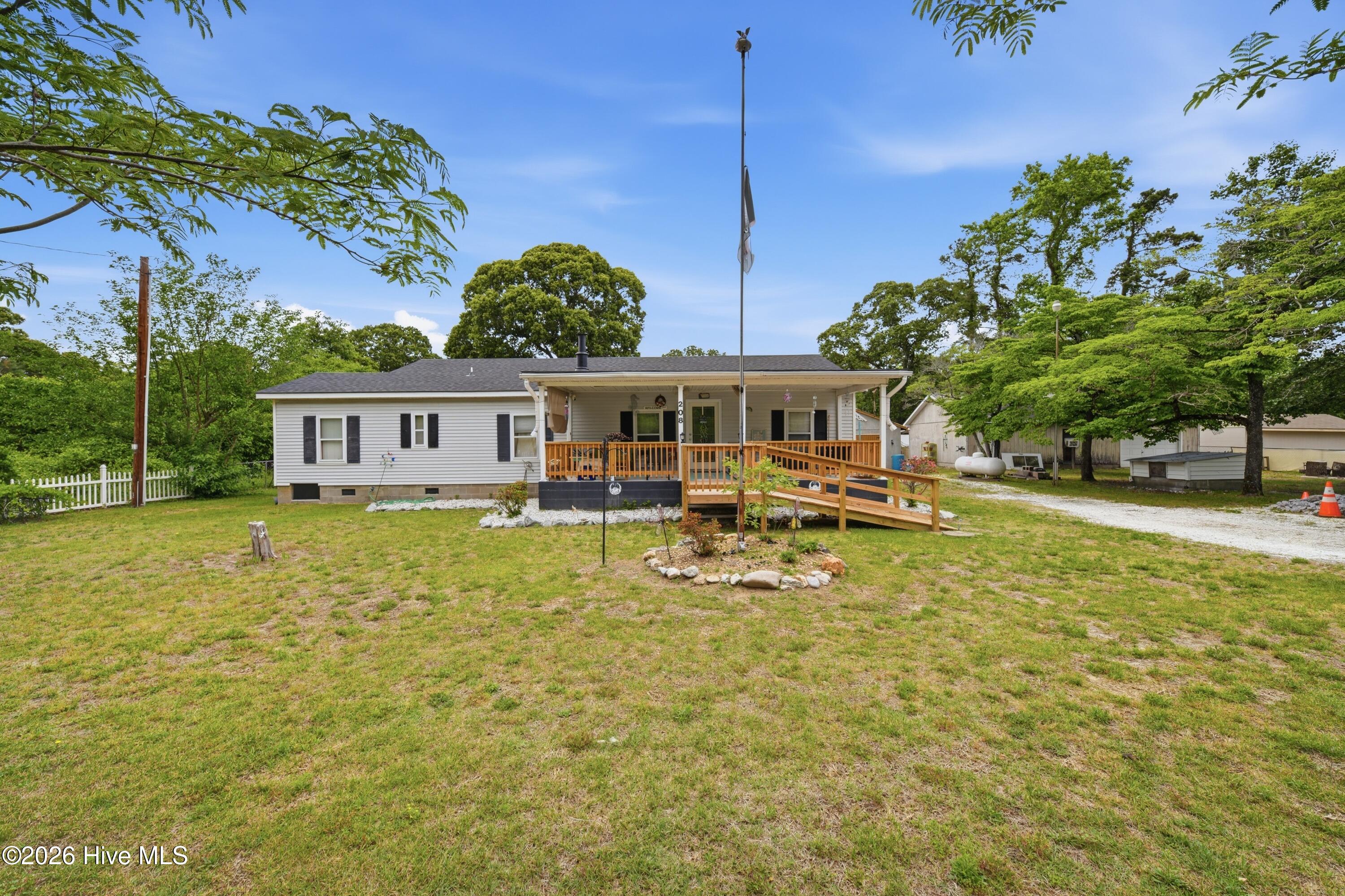 208 Manteo Trail Property Photo 1