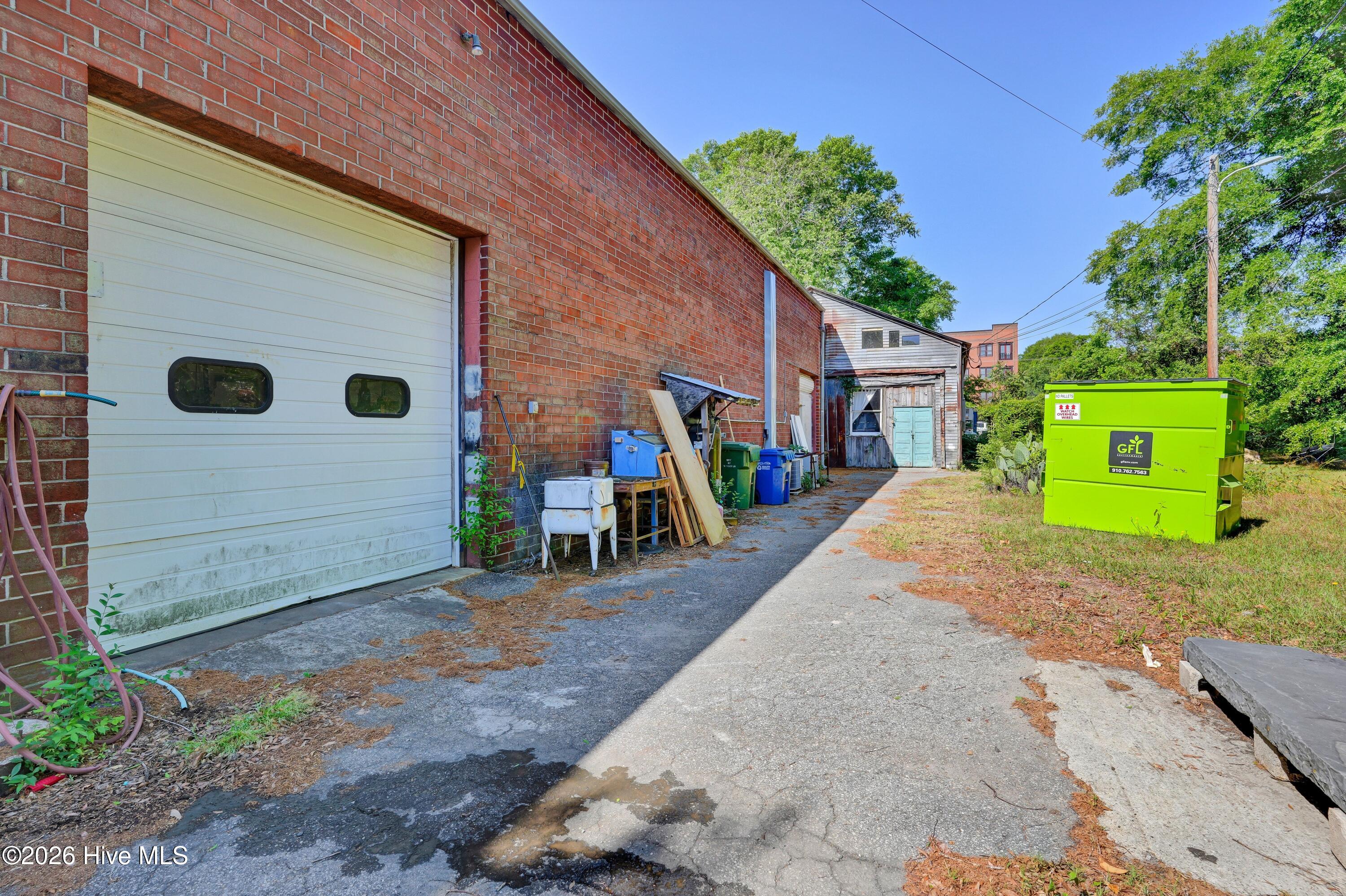 711 N 5th Avenue Property Photo 22