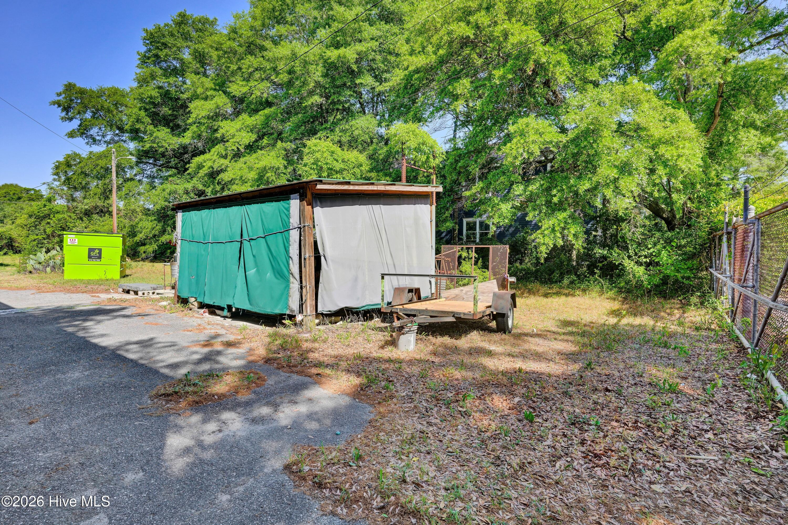 711 N 5th Avenue Property Photo 23